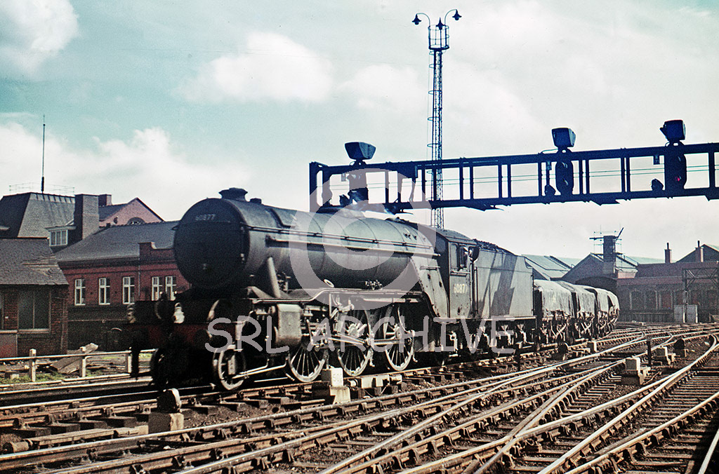 60877 at Newcastle Central with a Class C freight 18th June 1963 Geoff.F.Todd/SRL No 792 