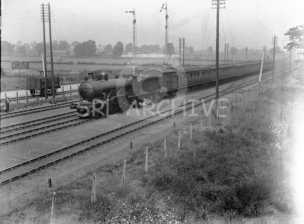 Ivatt C2 Class 4-4-2 No 3252 at Marshmoor near Hatfield in 1924. Built at Doncaster Works in 1903 and renumbered 3252 by the LNER in May 1924, withdrawn in July 1945 SRL No 4