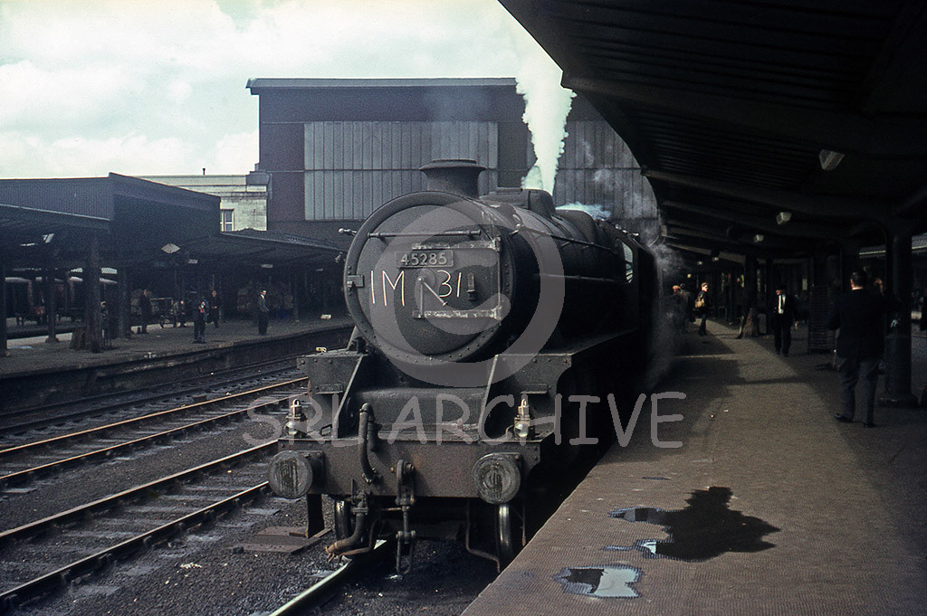 45285 at Carlisle Citadel station with IM31 Dundee-Blackpool North express 19th August 1967 SRL No 820 