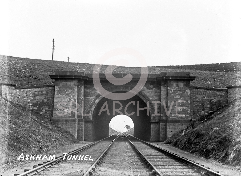 Askham Tunnel on the ECML in between Retford and Markham Moor, 57 yards long SRL No 559 