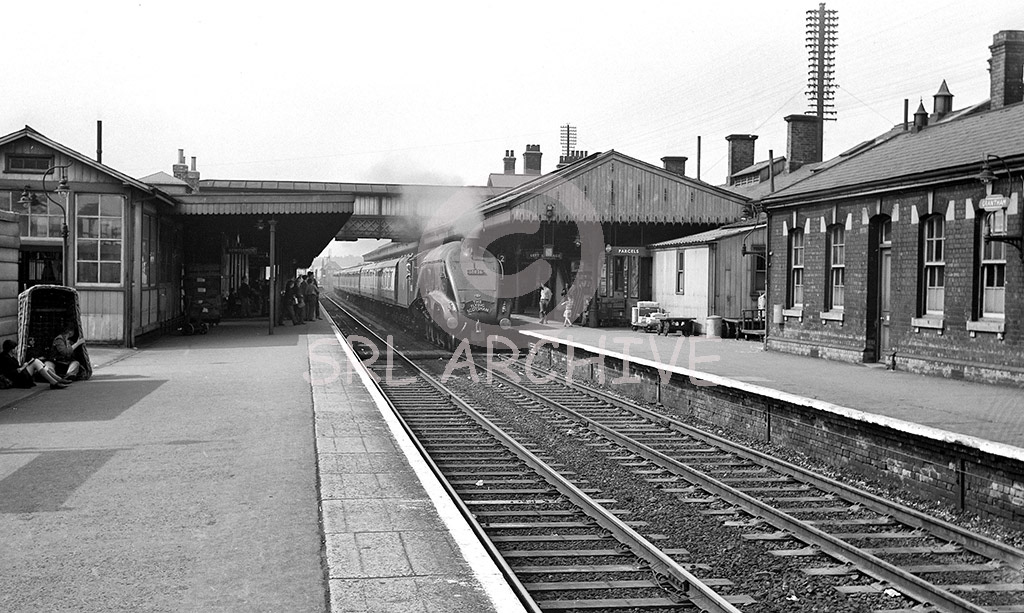 60026 'Miles Beevor' with the up Flying Scotsman at Grantham station around 1958 note the spotters in the basket SRL No 773 