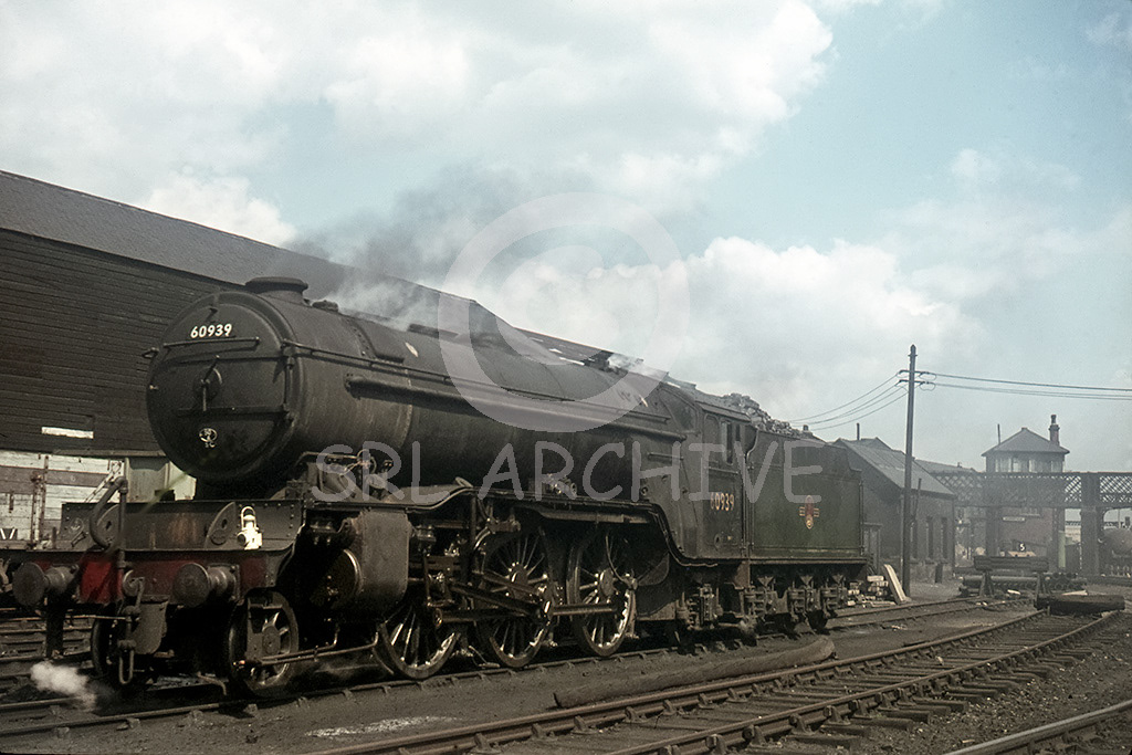 60939 at 52A Gateshead showing a 50A York shed plate 9th May 1963 Geoff.F.Todd/SRL No 787 
