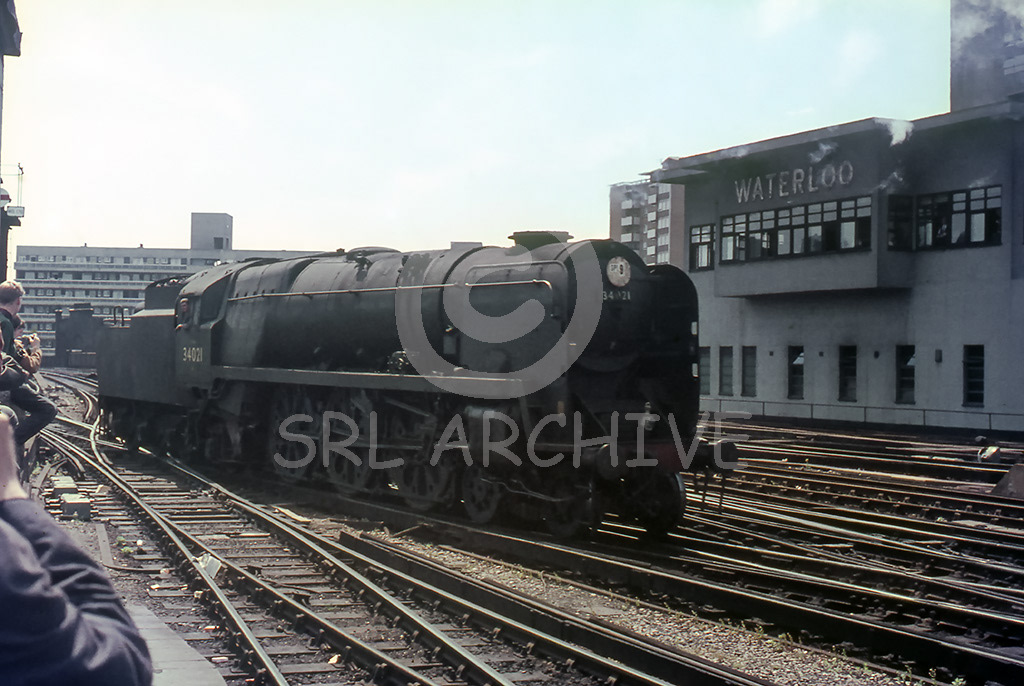 34021 'Dartmoor' backing out of Waterloo station to nine Elms depot after arriving on he very last steam hauled up boat train from Southampton Docks Sunday 9th July 1967 the final day of Southern Steam SRL No 1082 