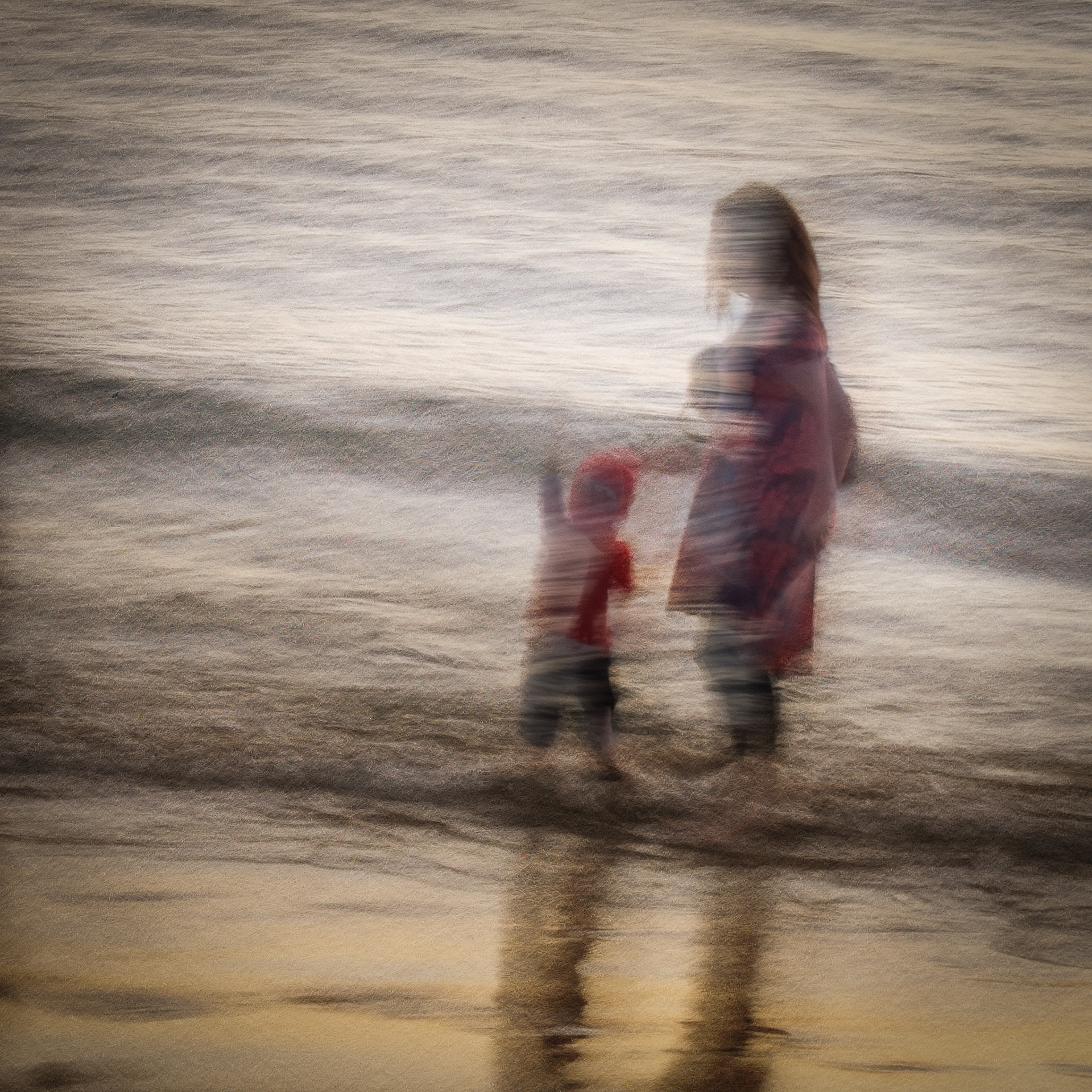 Child seeing ocean for first time. Memories!