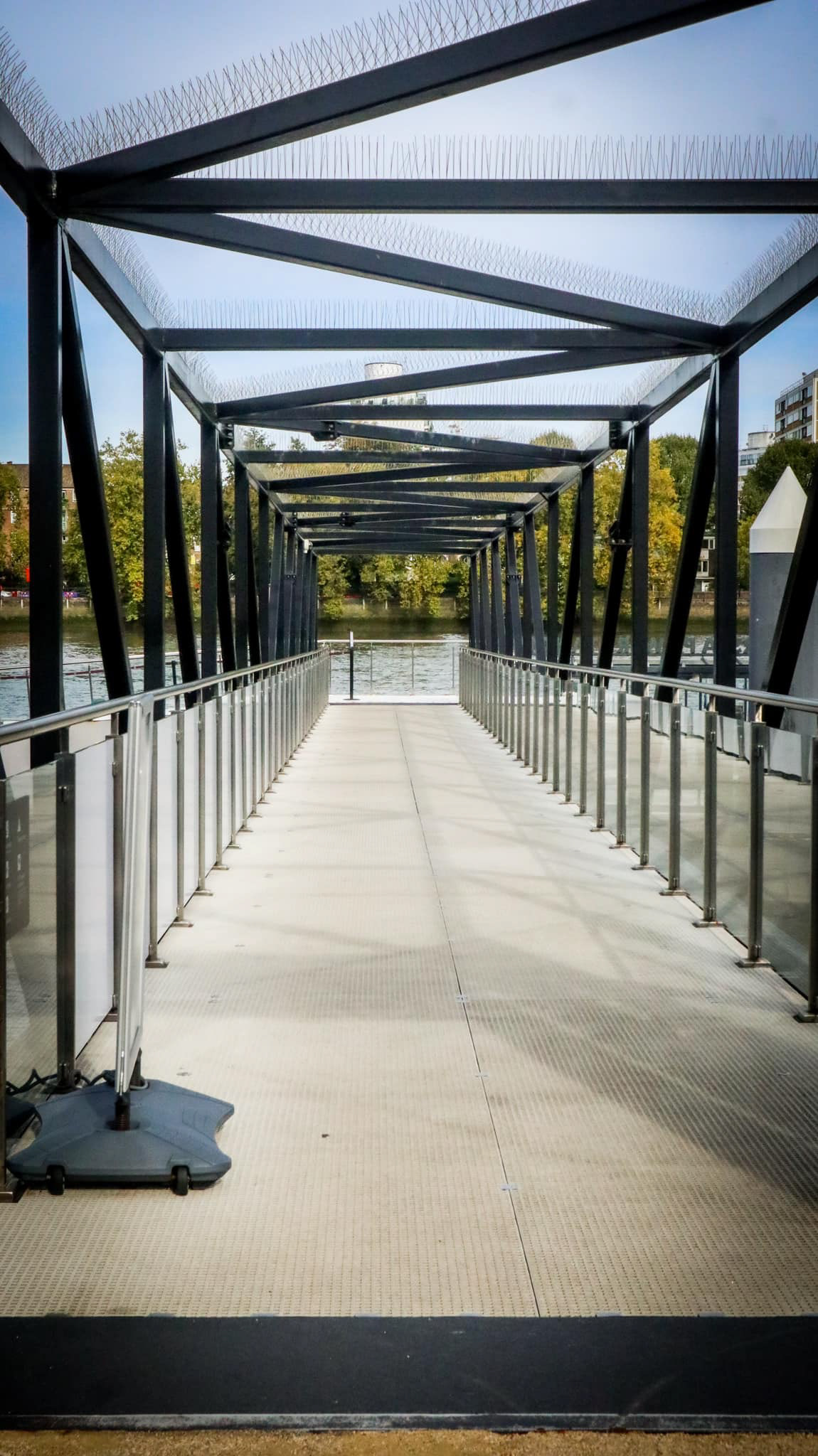 BATTERSEA SOUTH BANK