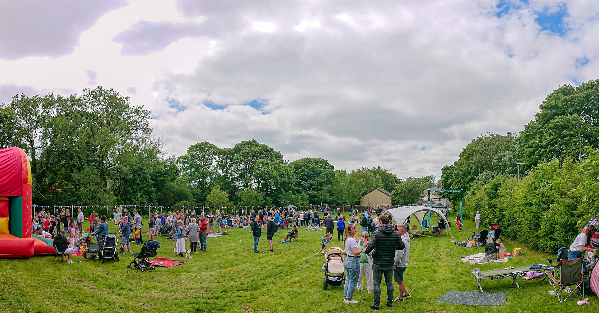 Sabden Jubilee picnic panorama