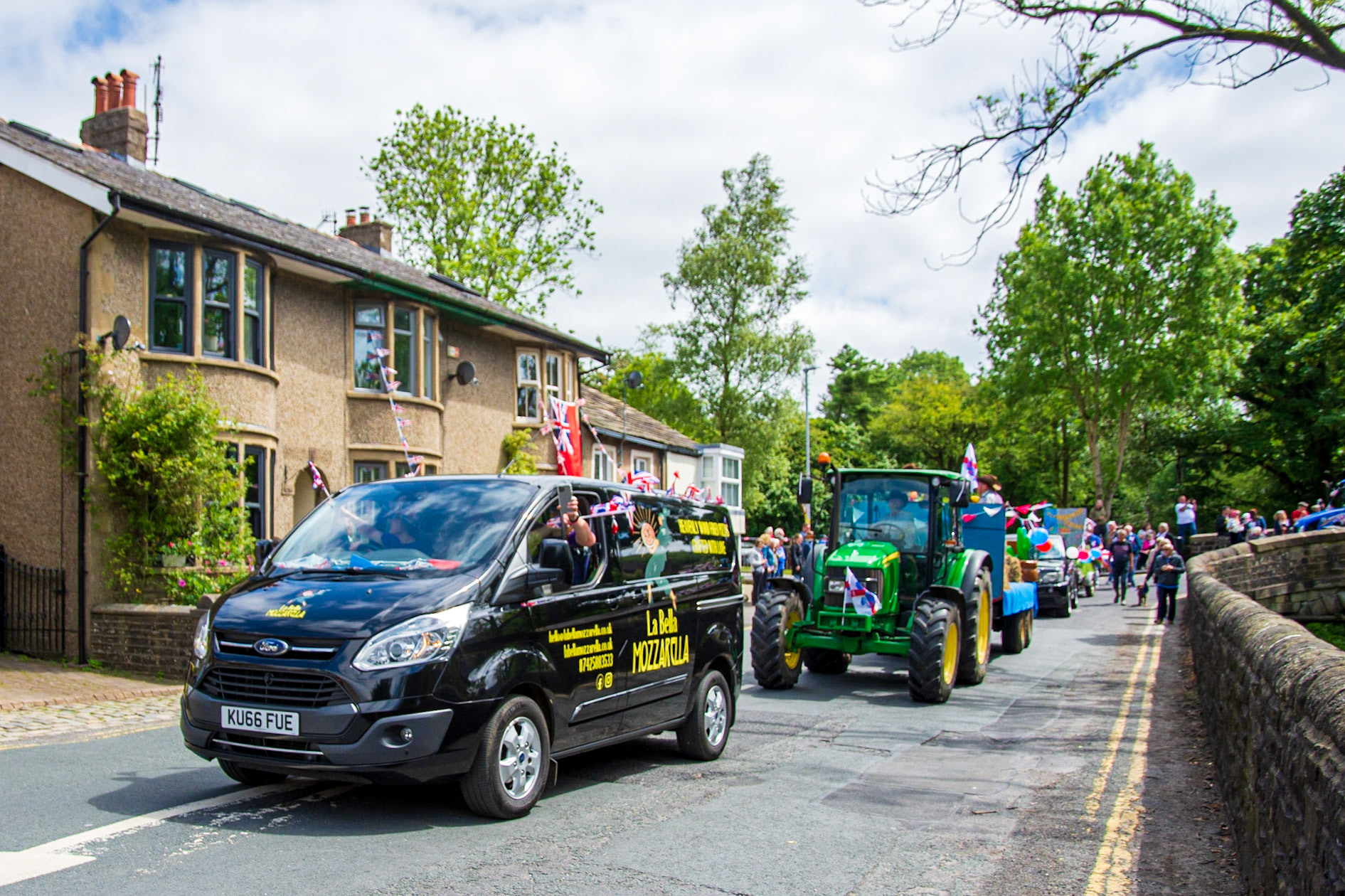 Sabden Jubilee parade