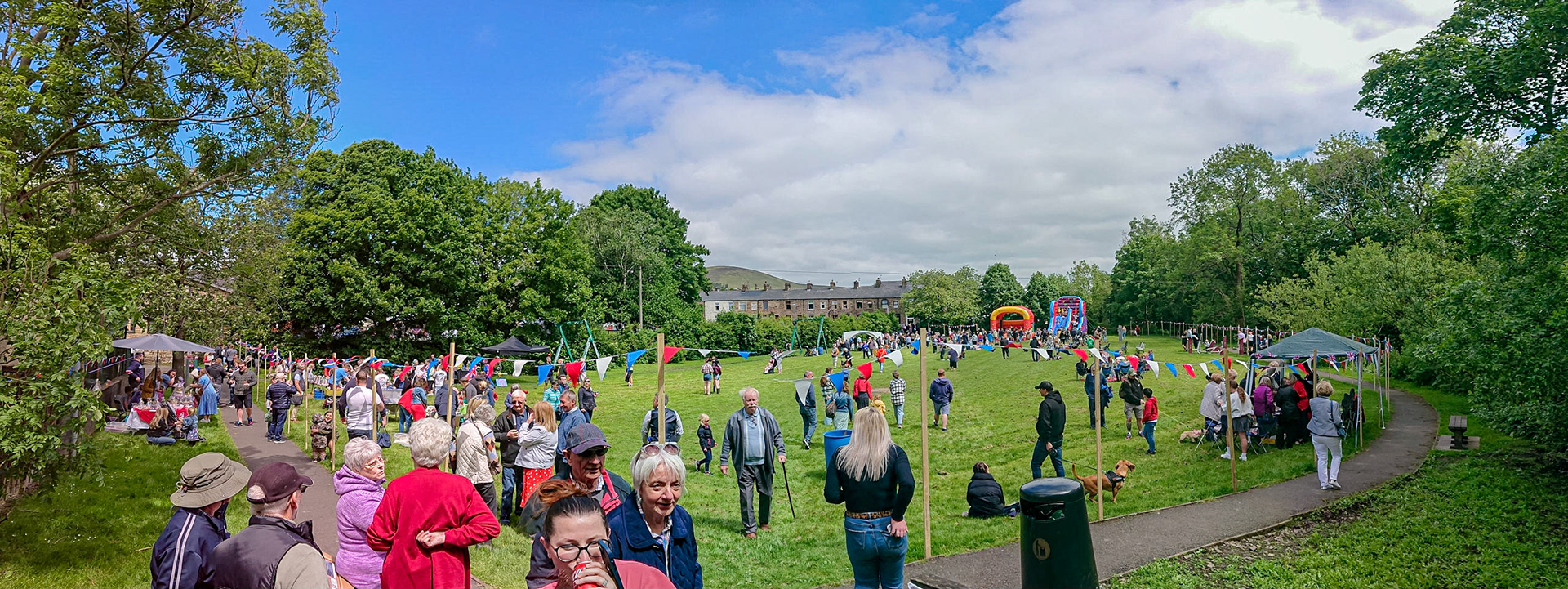 Sabden Jubilee picnic panorama