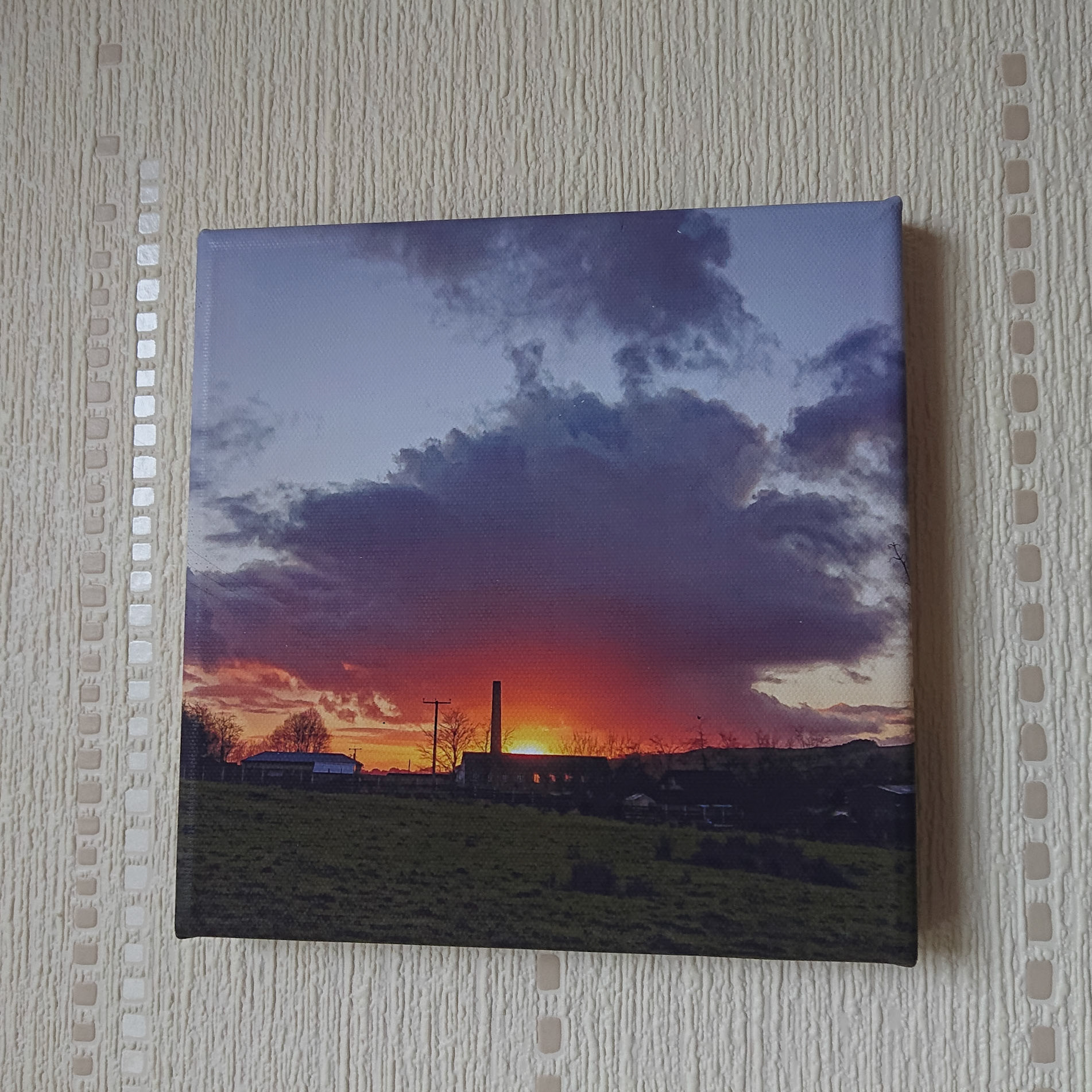 Canvas - CAN007 - Sabden Mill on fire