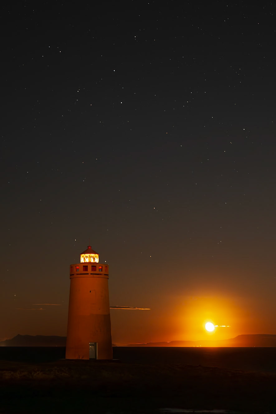 Moonrise at Holmsberg Lighthouse
