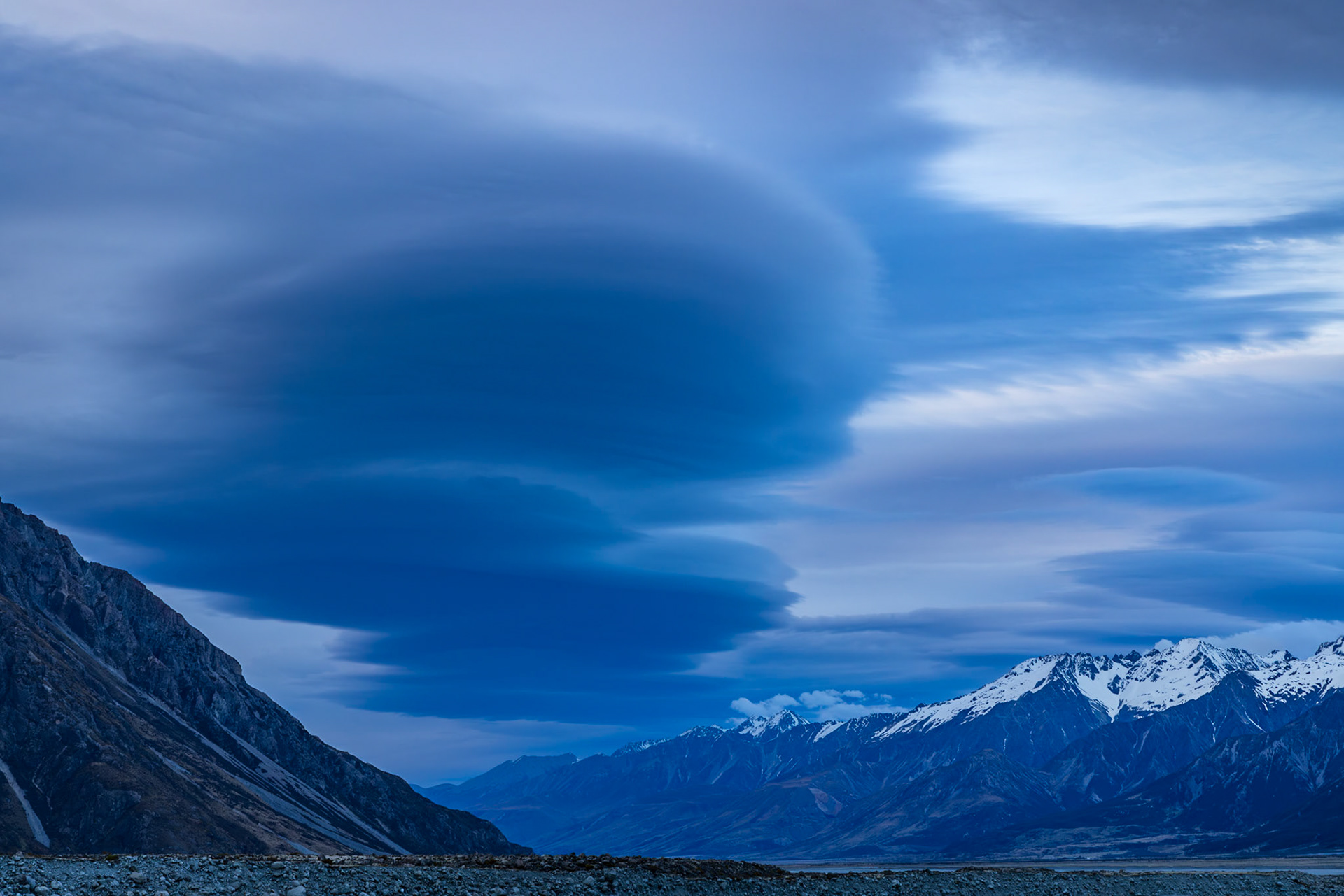 Hogsback Cloud Over Tasman Valley