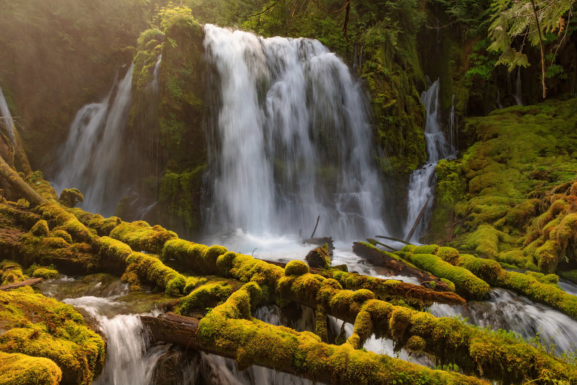 Downing Creek Falls