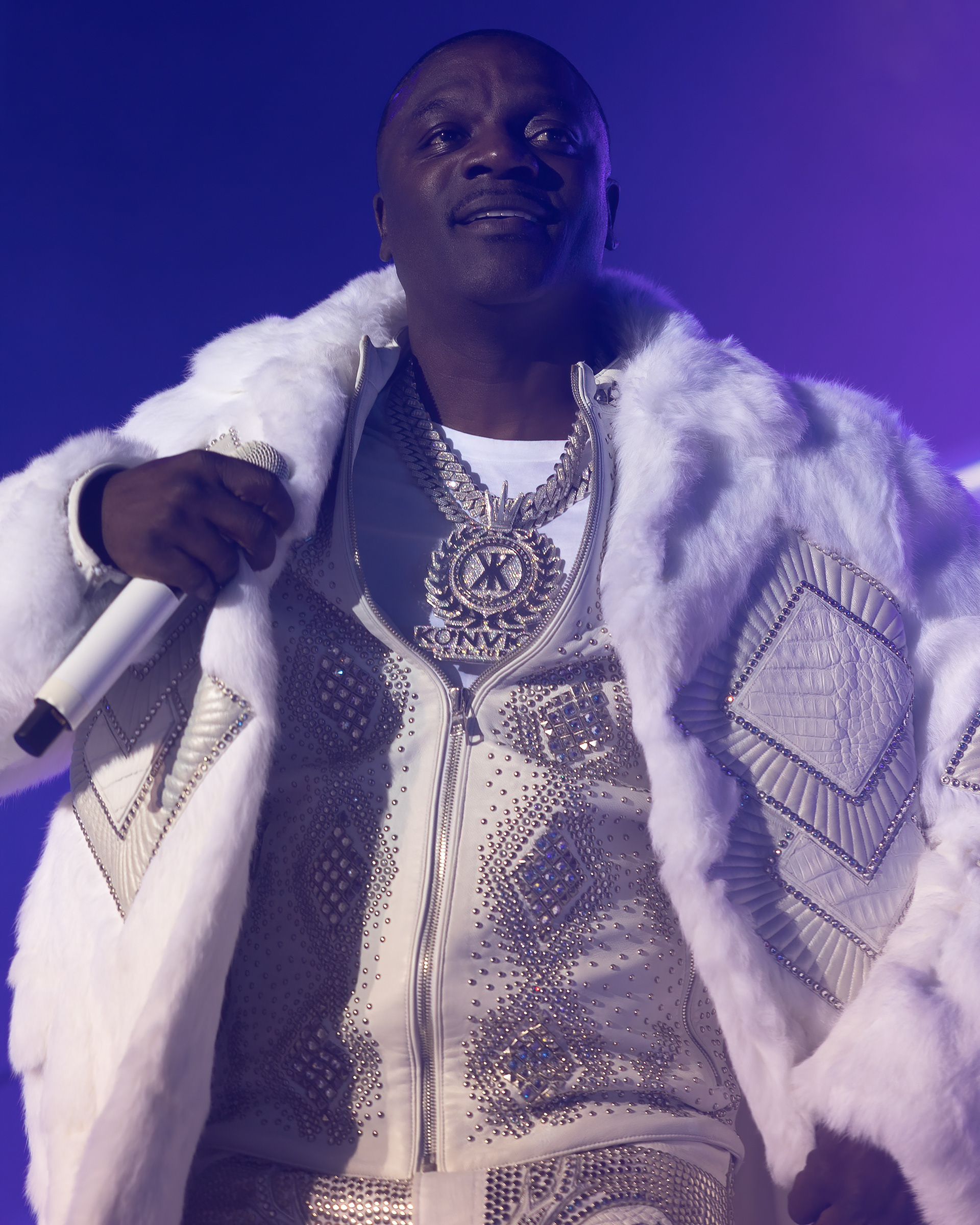 AKON