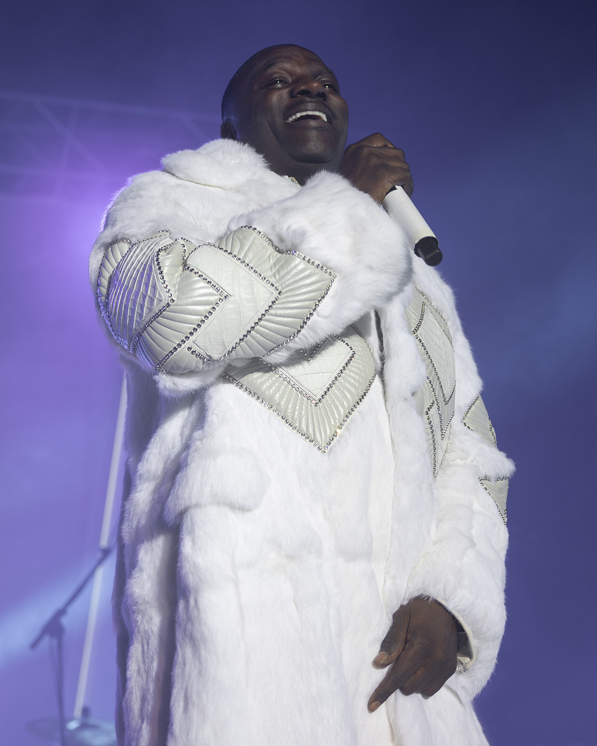 AKON