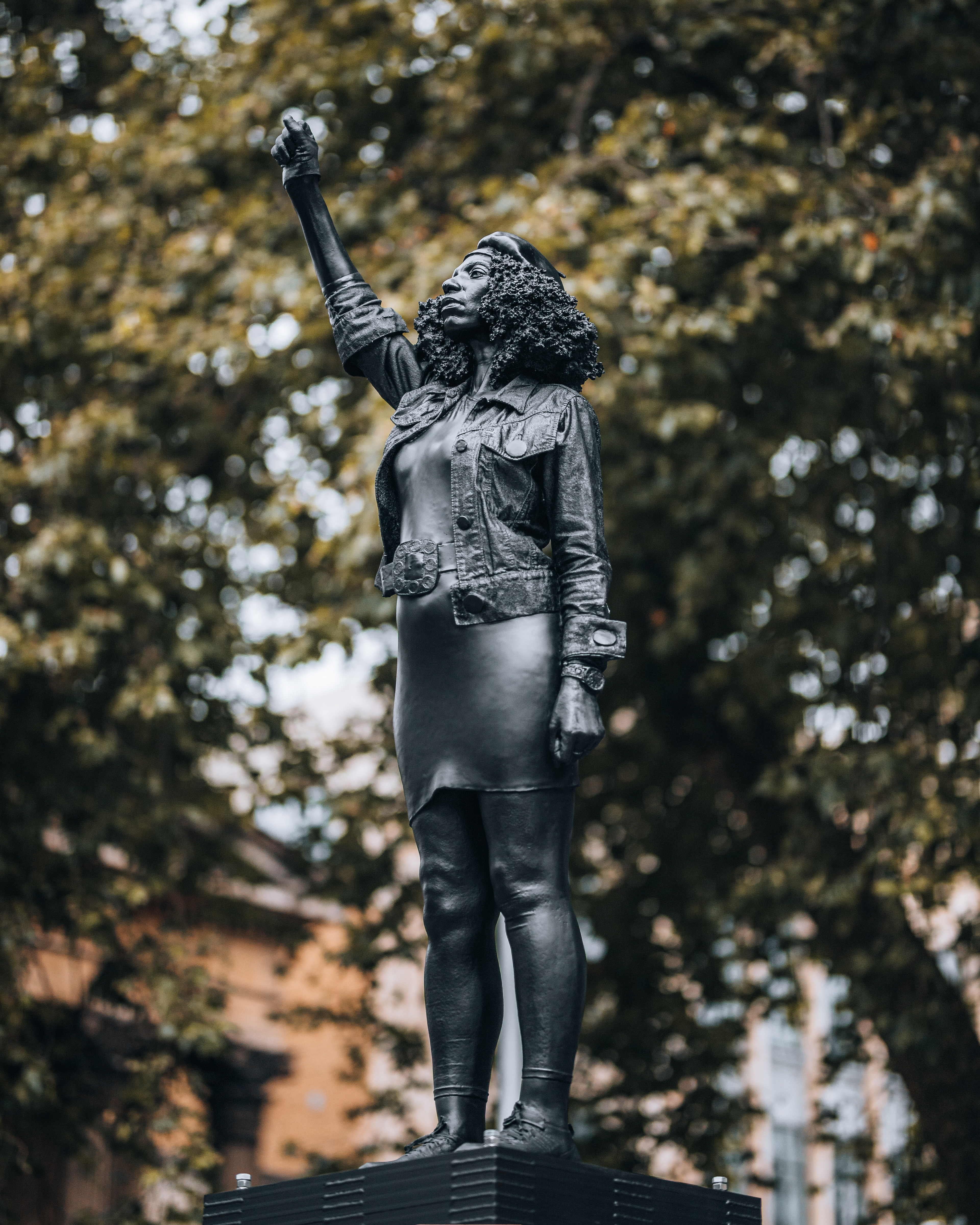 jen reid statue