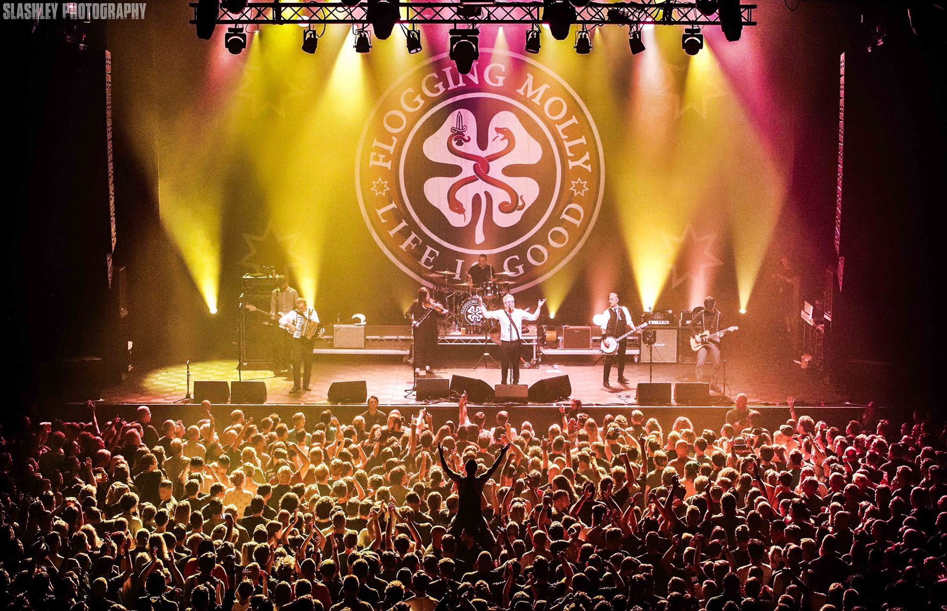 Flogging Molly 2018