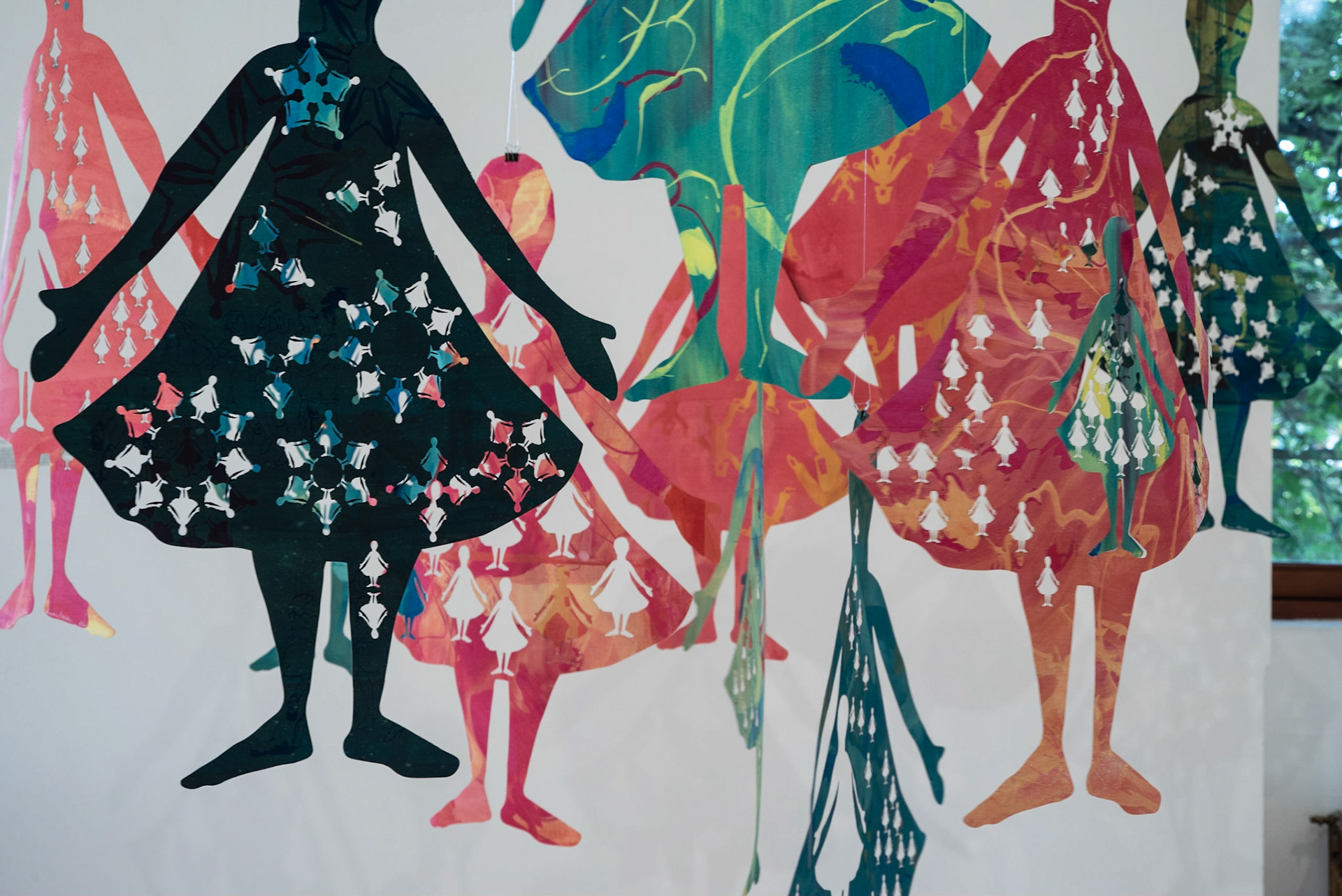 "Ring Around the Rosie" Detail