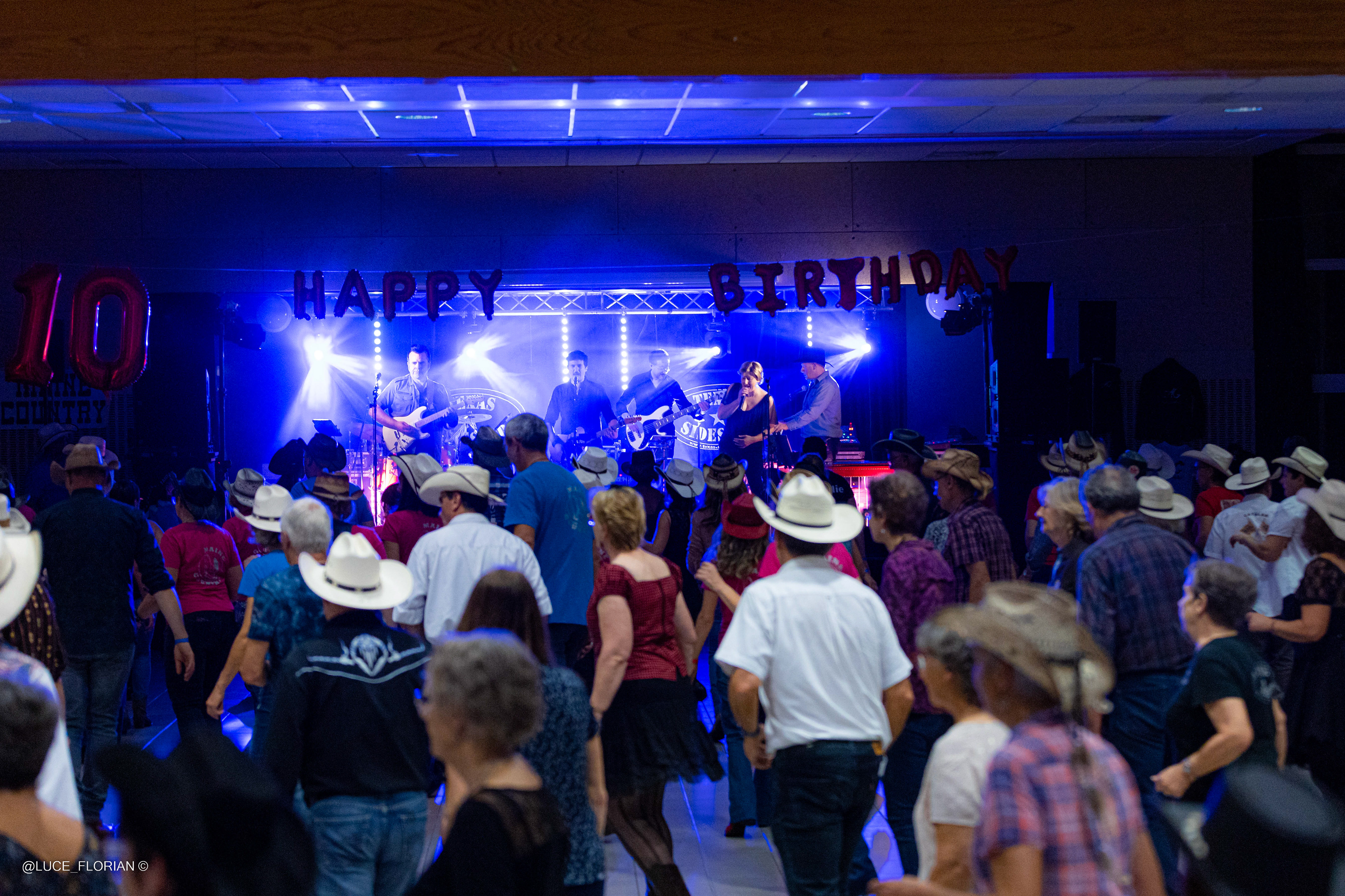 Concert Texas Sidestep - Maine Country