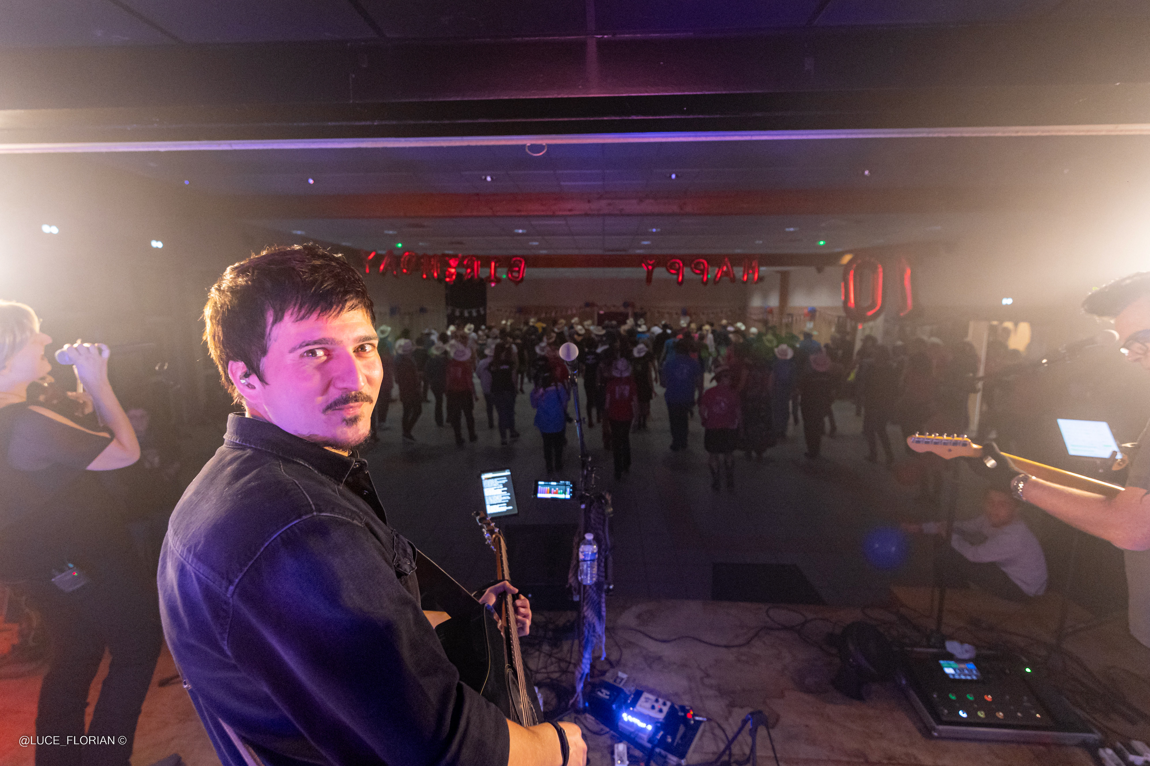Concert Texas Sidestep - Maine Country