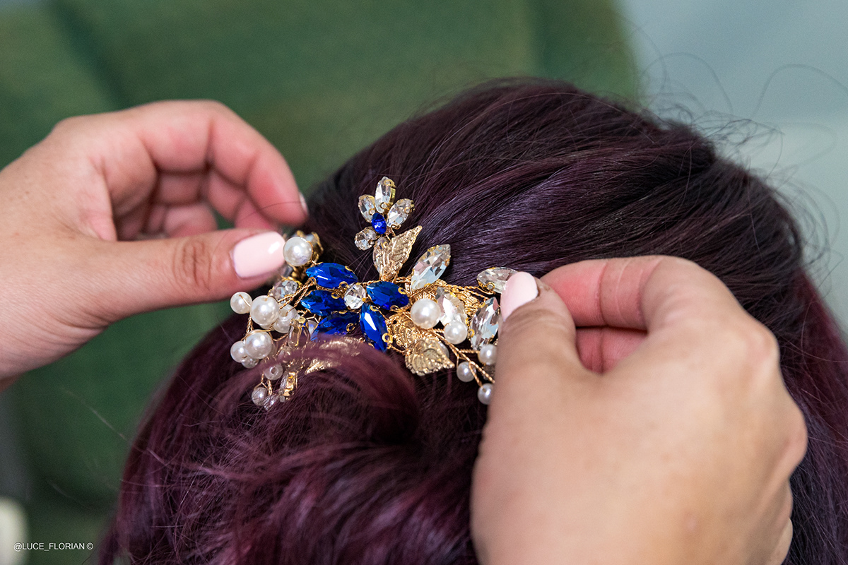 Mariés qui s'embrassent — reportage naturel par Florian Luce Photographe