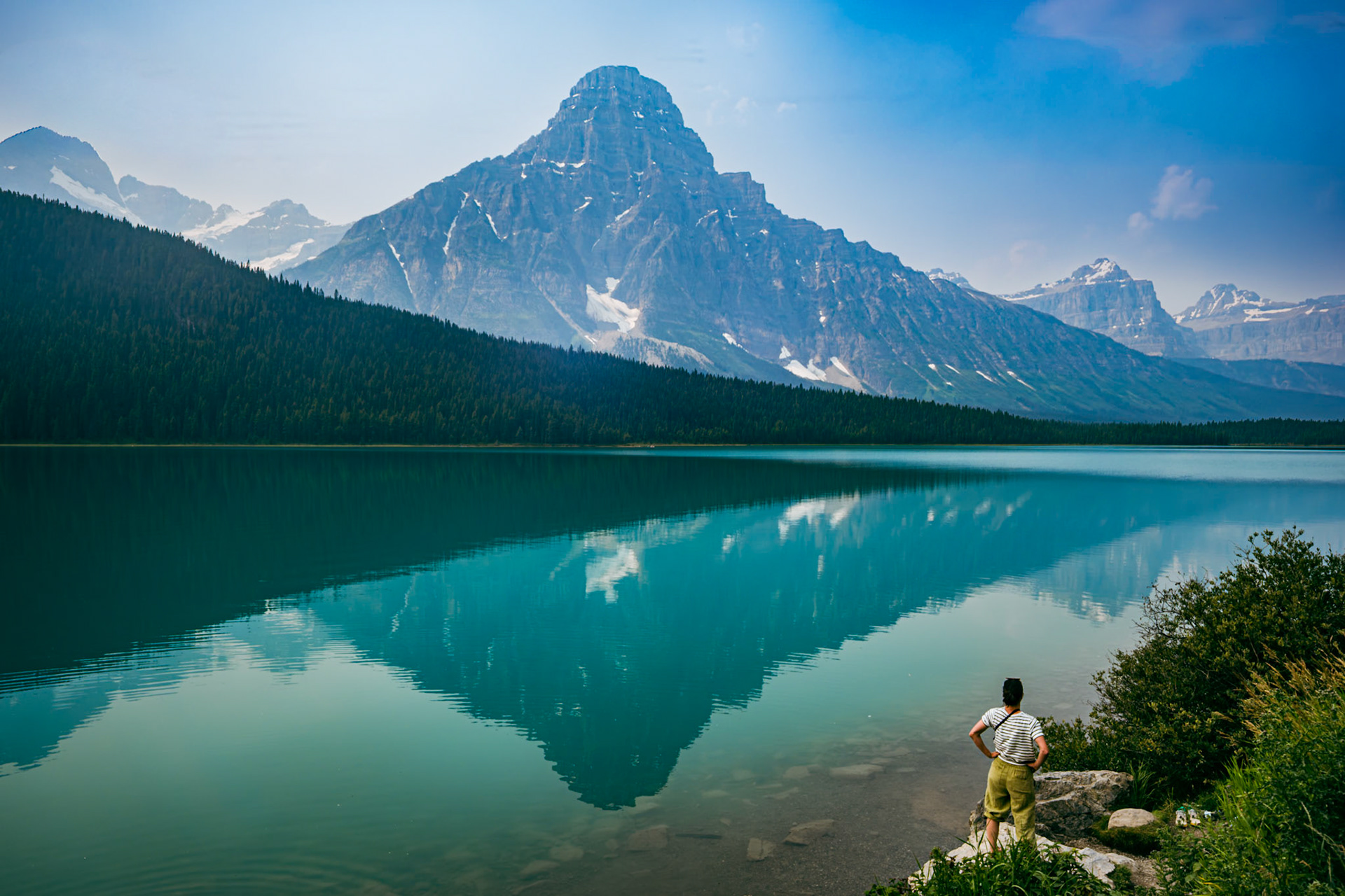 Woman watching a mountain