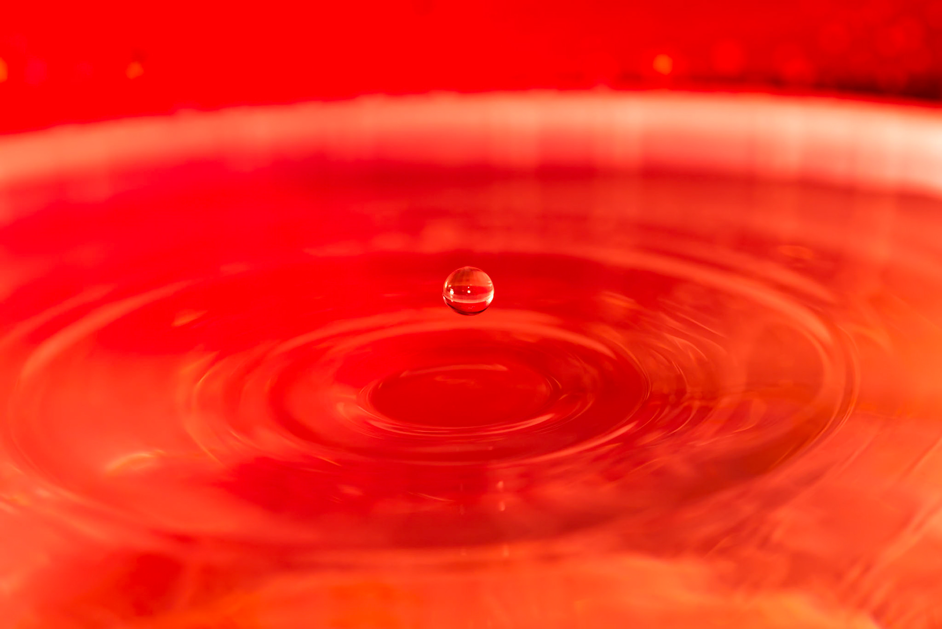 Water drops splashing