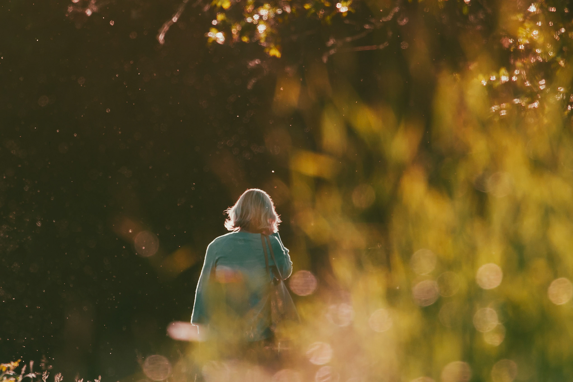 Woman on call in Marymoor Park
