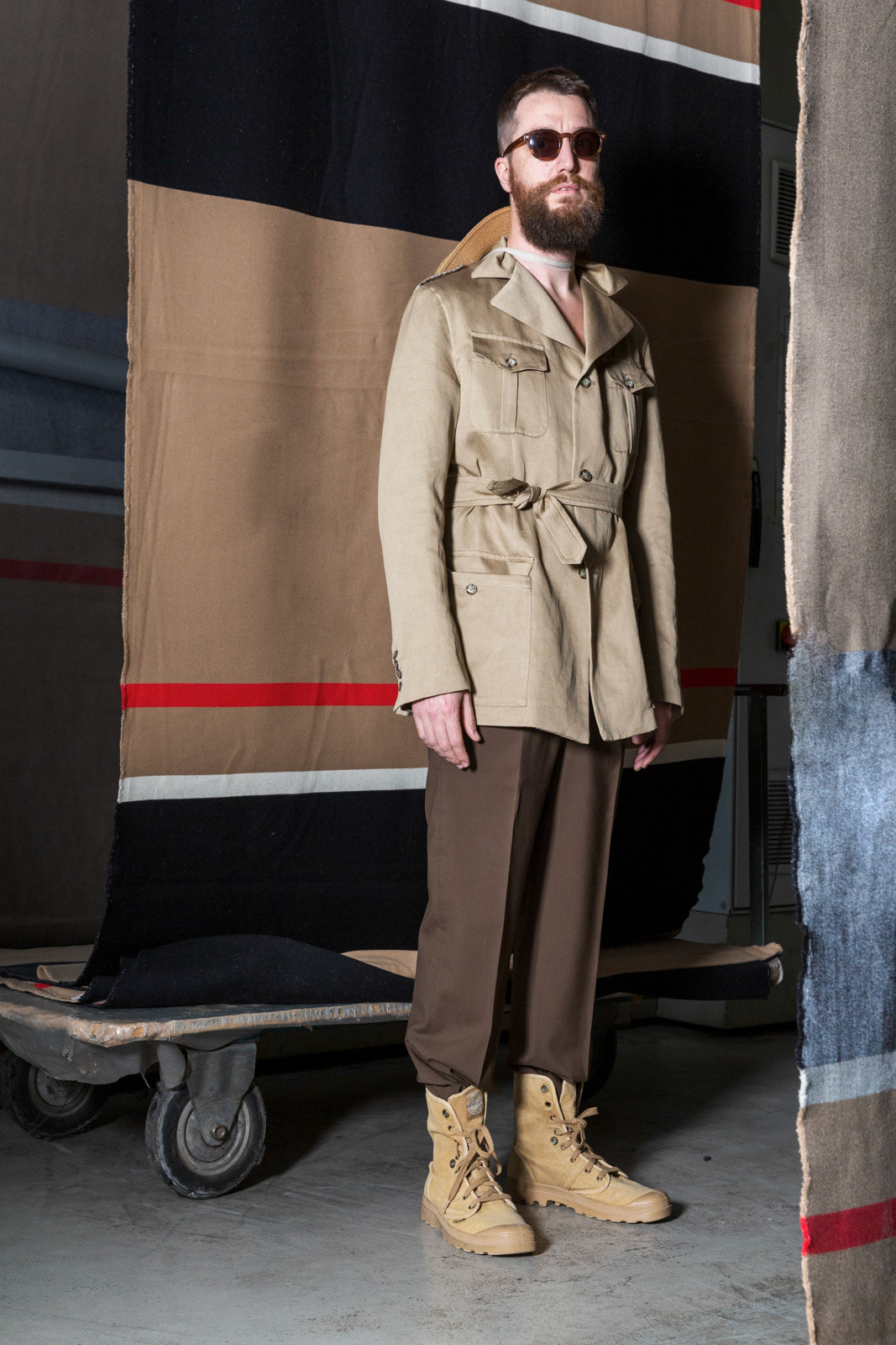 Atelier progetto di sartoria personalizzata, campagna pubblicitaria