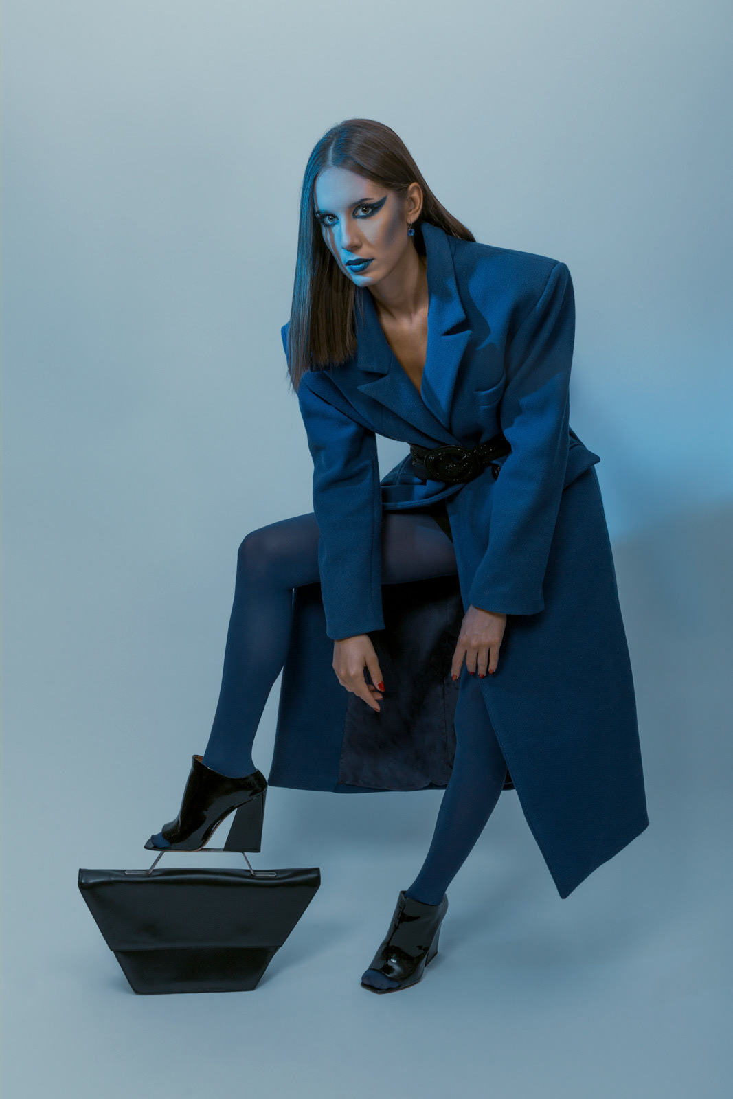 blue jasmine editoriale falcon magazine 2025