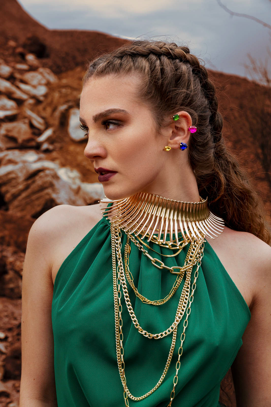 editoriale moda "wild fashion" scattato in esterno