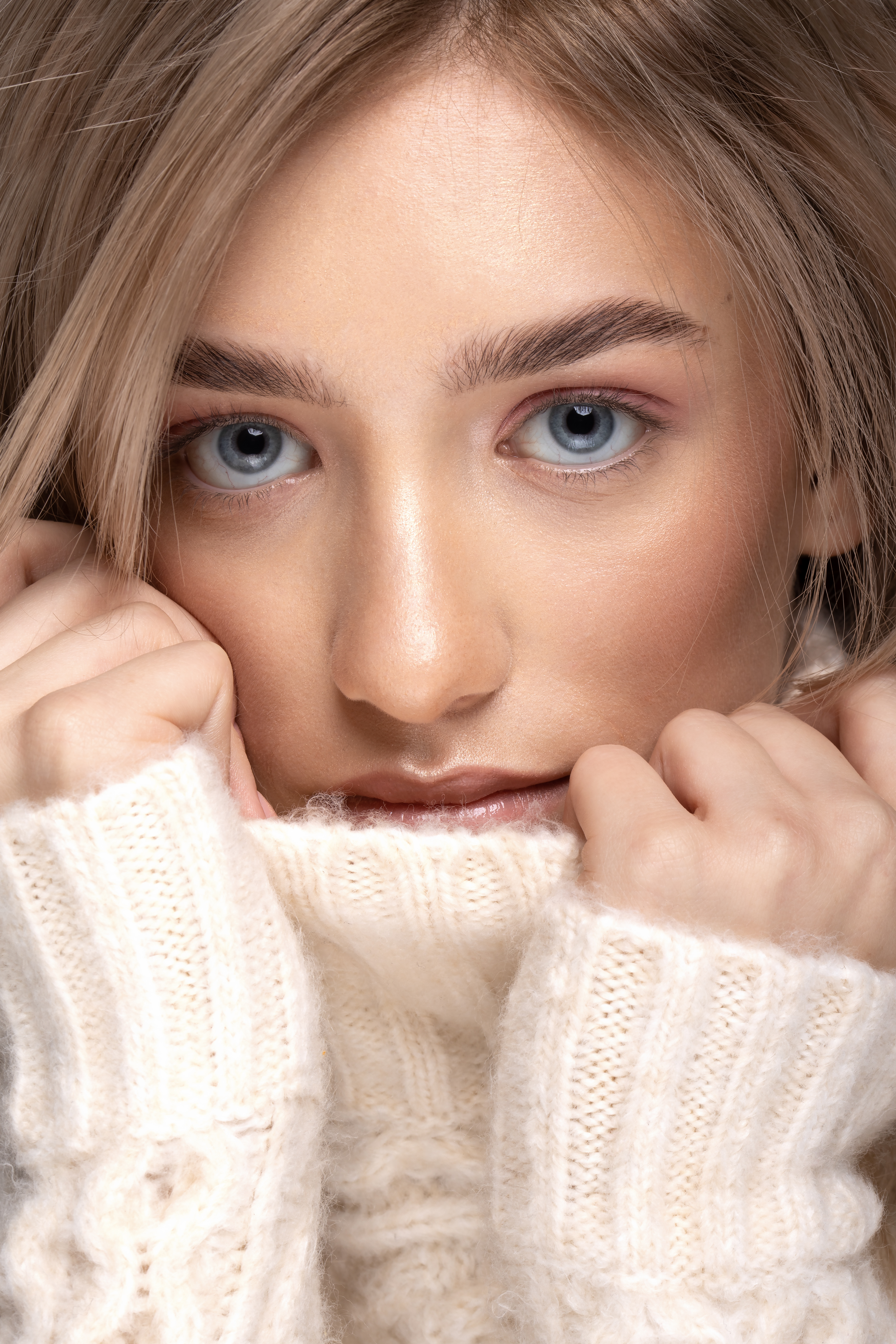 Model: Marynika Kletkiewicz (agency: GAGA Models), MUA: Aleksandra Sulinowska, Style: Magdalena Helak