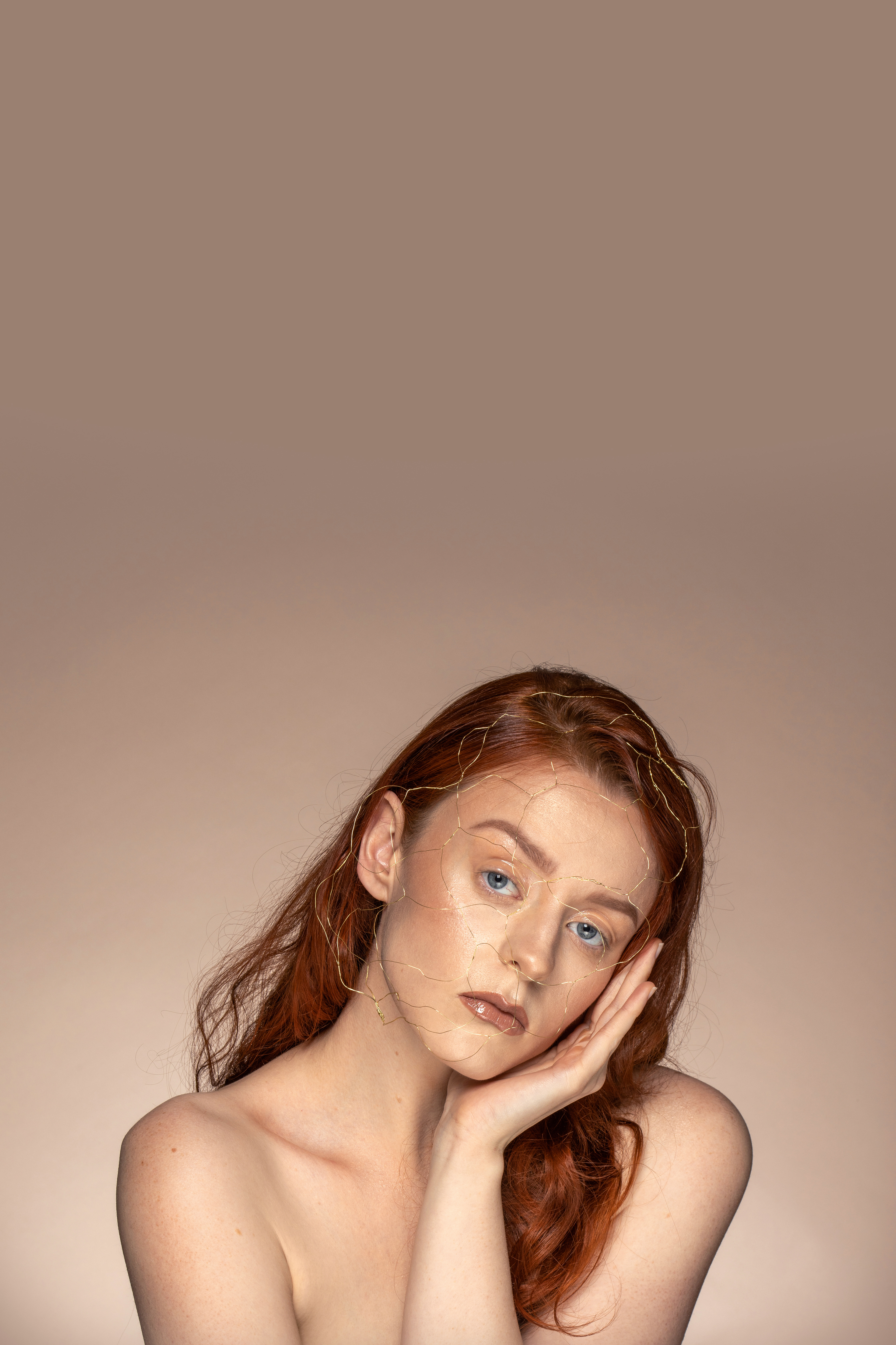 Model: Adriana Machnikowska MUAH: Aleksandra Sulinowska Photo: Jagoda Urban