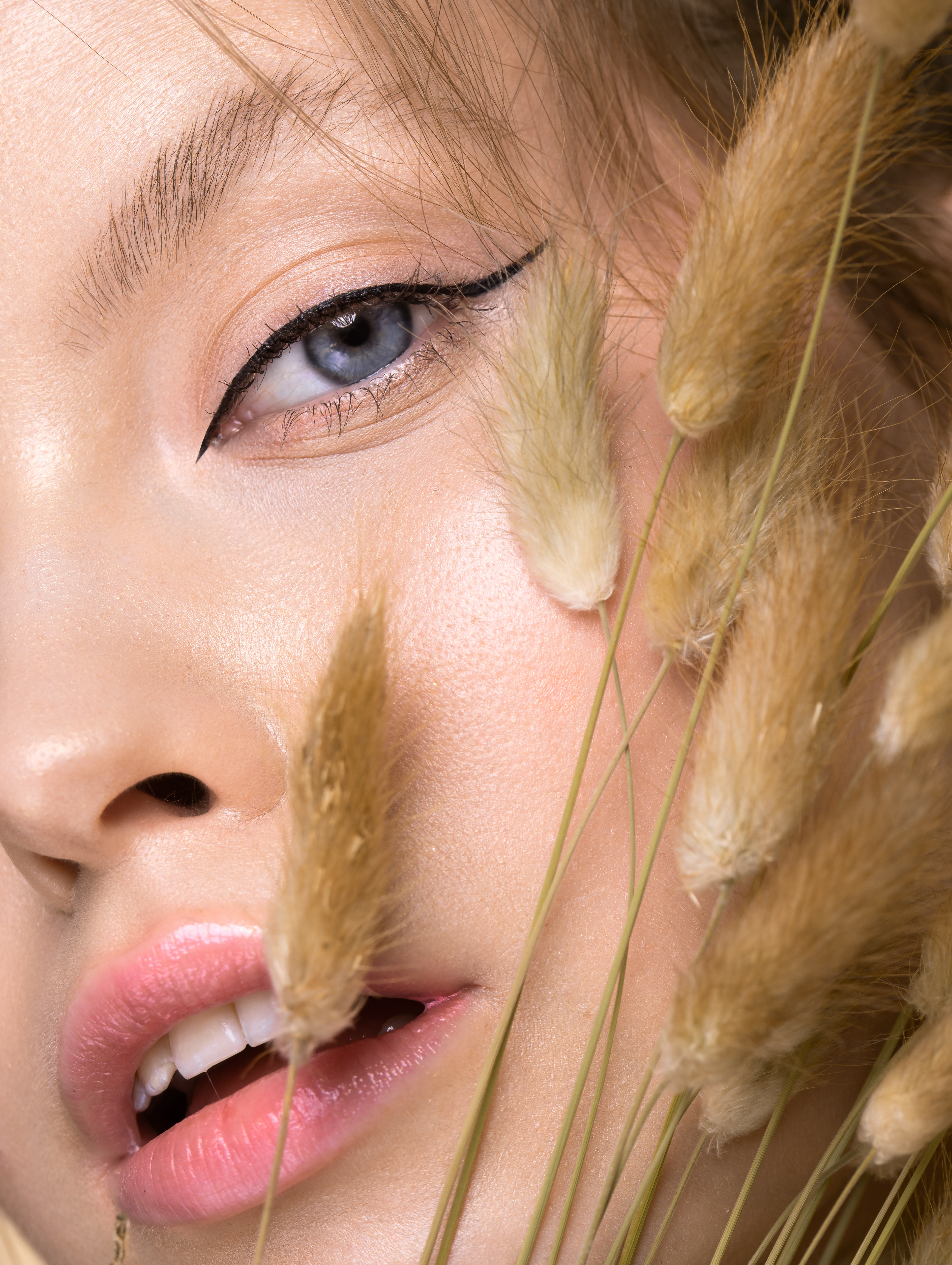model: Kornela Woźna, MUA: Paulina Frątczak