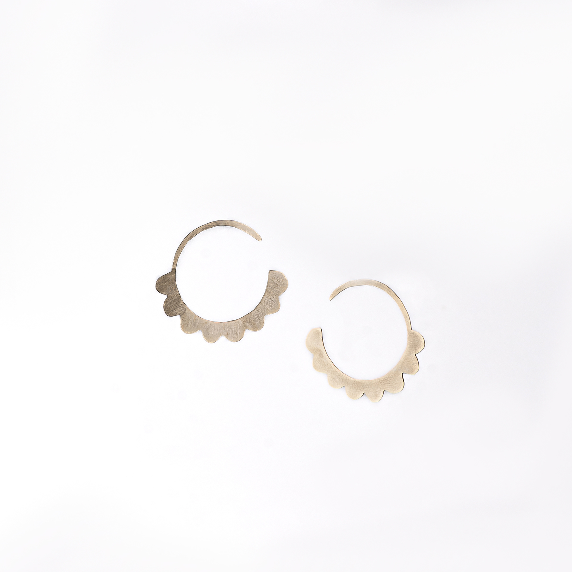 Aros Blonda. Alpaca. Pieza única. $20.000