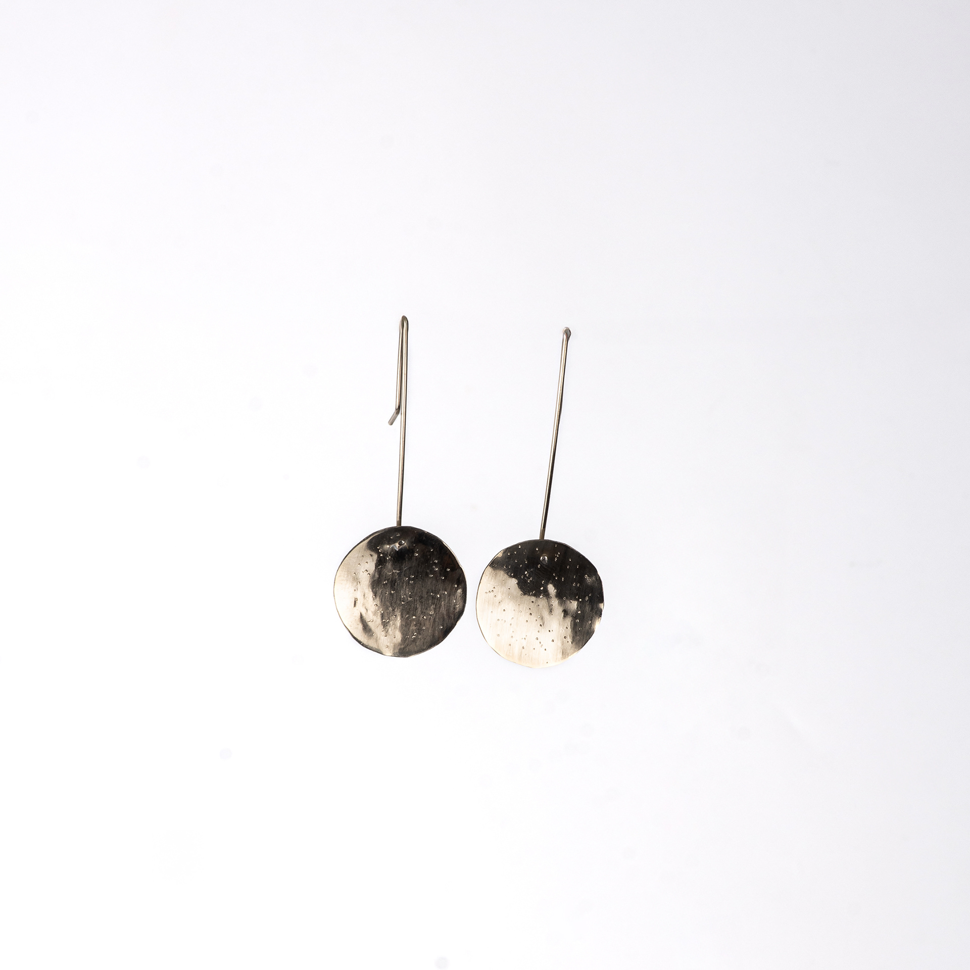 Aros Luna Llena. Alpaca. Pieza única. $20.000