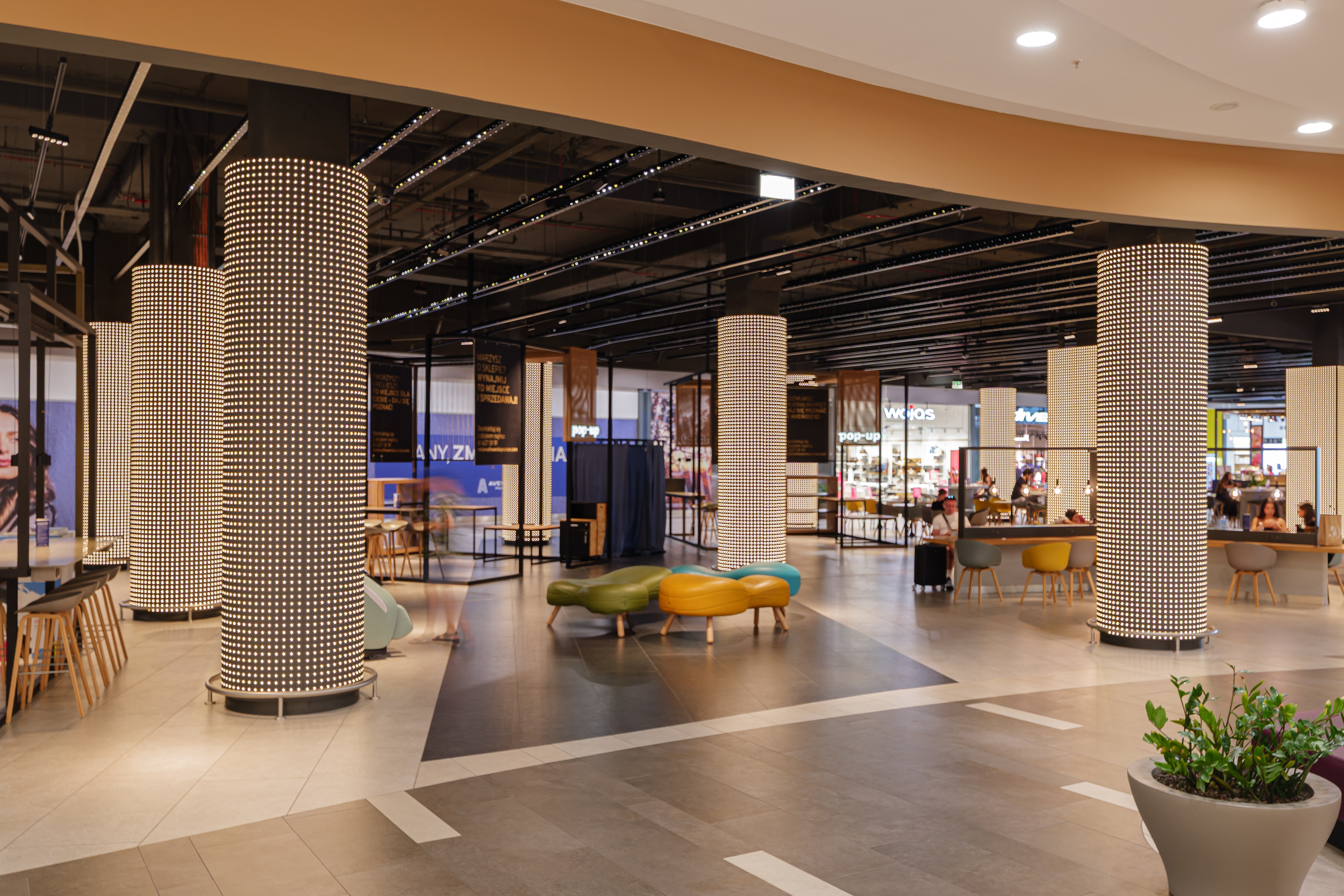 Tobias Link GmbH - Avenida Mall, Poznán