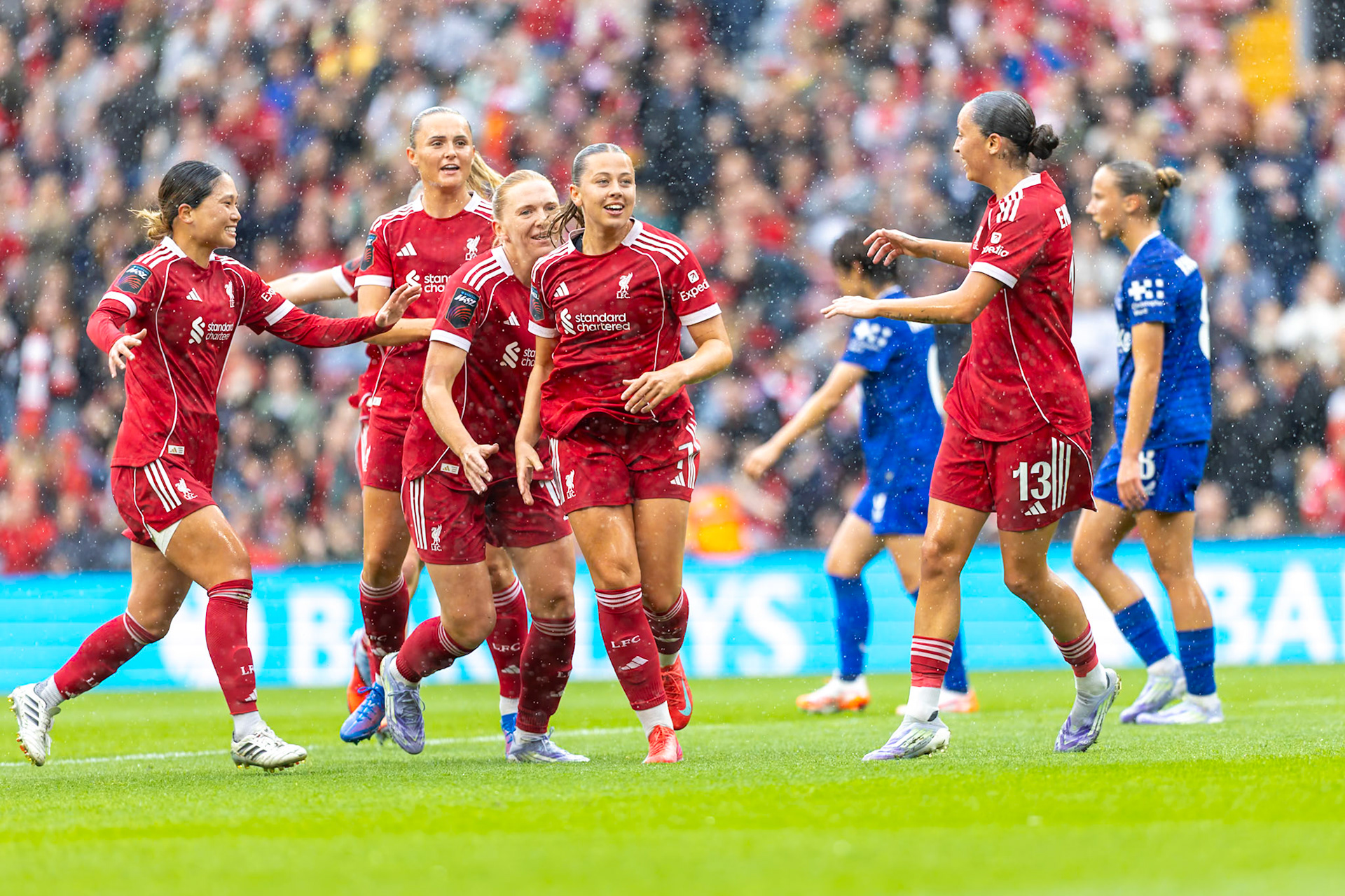Liverpool Women vs Everton Women07/09/2025Canon Canon EOS R6m2 3001/2000 2.8 1000