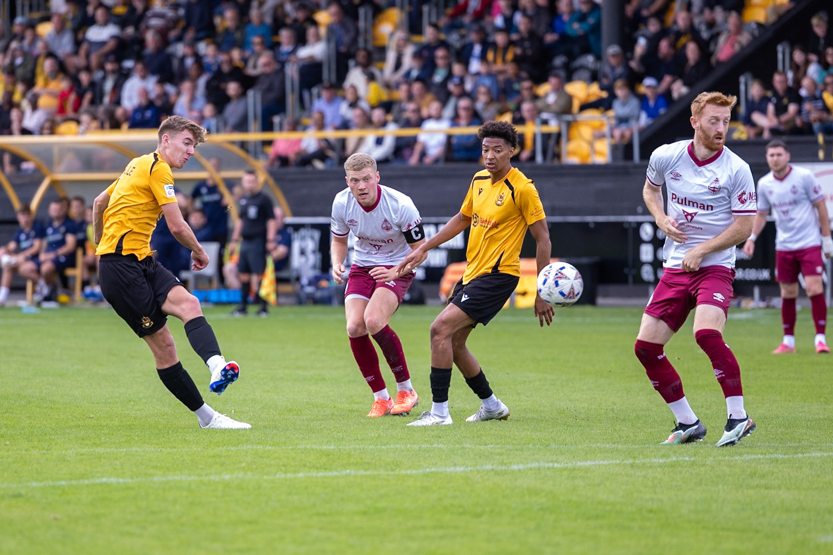 Southport, ENGLAND - during the Enterprise National League North match between Southport and South Shields at Southport.Canon Canon EOS R3 1000 1/2500 2.8 (Pic by John Middleton)