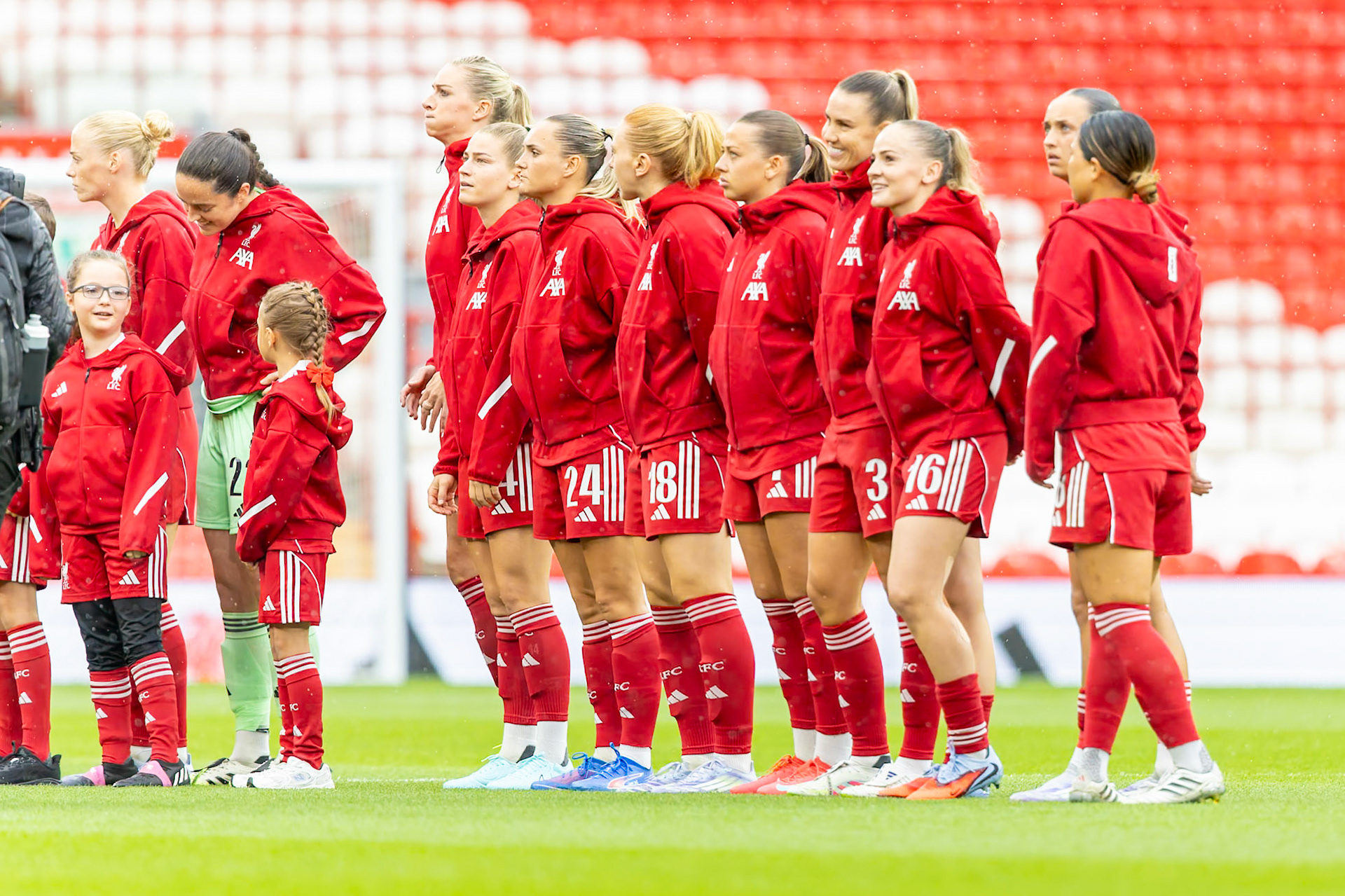 Liverpool Women vs Everton Women07/09/2025Canon Canon EOS R6m2 3001/2000 2.8 1000