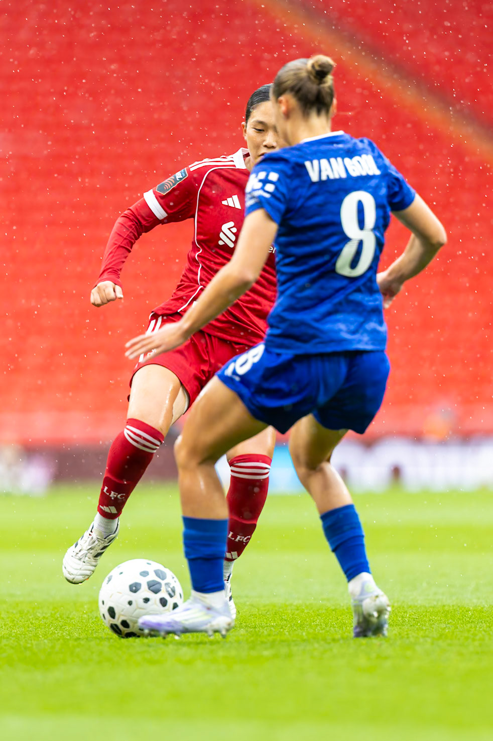 Liverpool Women vs Everton Women07/09/2025Canon Canon EOS R6m2 3001/2000 2.8 1000