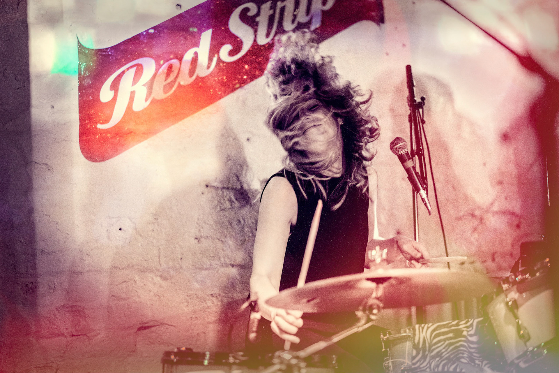 Juniore at The Shipping Forercast, Liverpool. November 2018