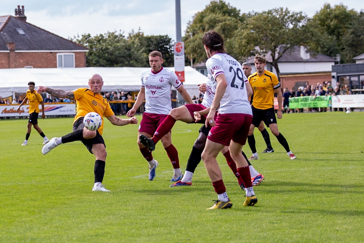 Southport, ENGLAND - during the Enterprise National League North match between Southport and South Shields at Southport.Canon Canon EOS R3 500 1/3200 2.8 (Pic by John Middleton)