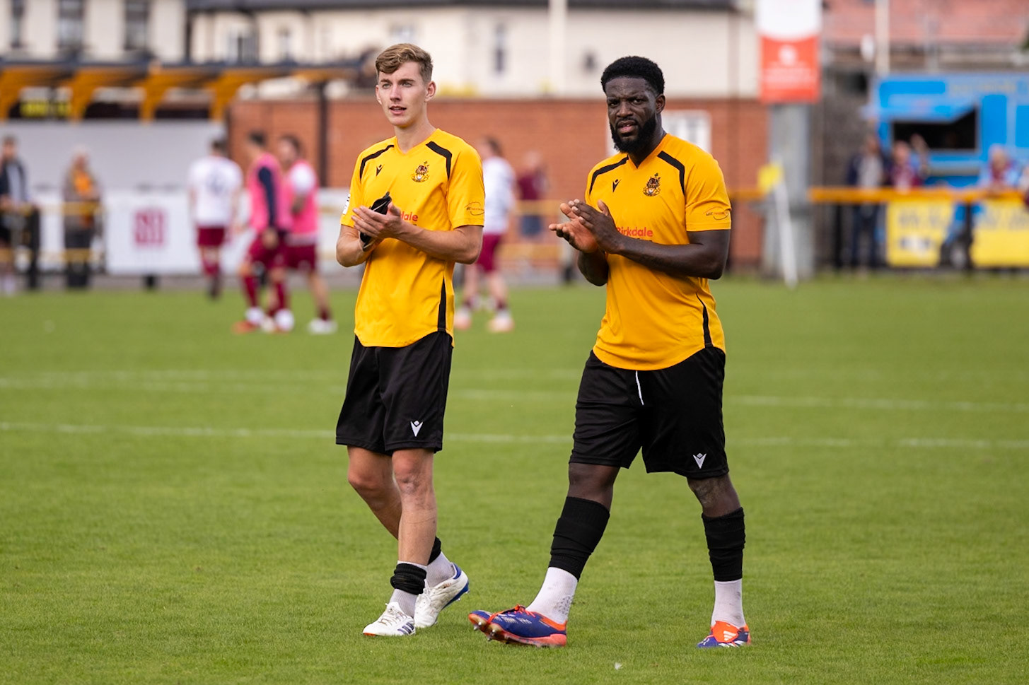 Southport, ENGLAND - during the Enterprise National League North match between Southport and South Shields at Southport.Canon Canon EOS R3 500 1/4000 2.8 (Pic by John Middleton)
