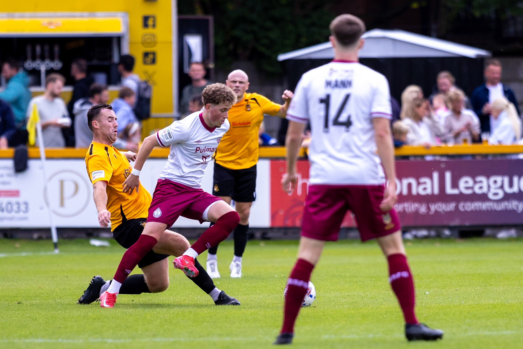 Southport, ENGLAND - during the Enterprise National League North match between Southport and South Shields at Southport.Canon Canon EOS R6m2 1000 1/6400 2.8 (Pic by John Middleton)