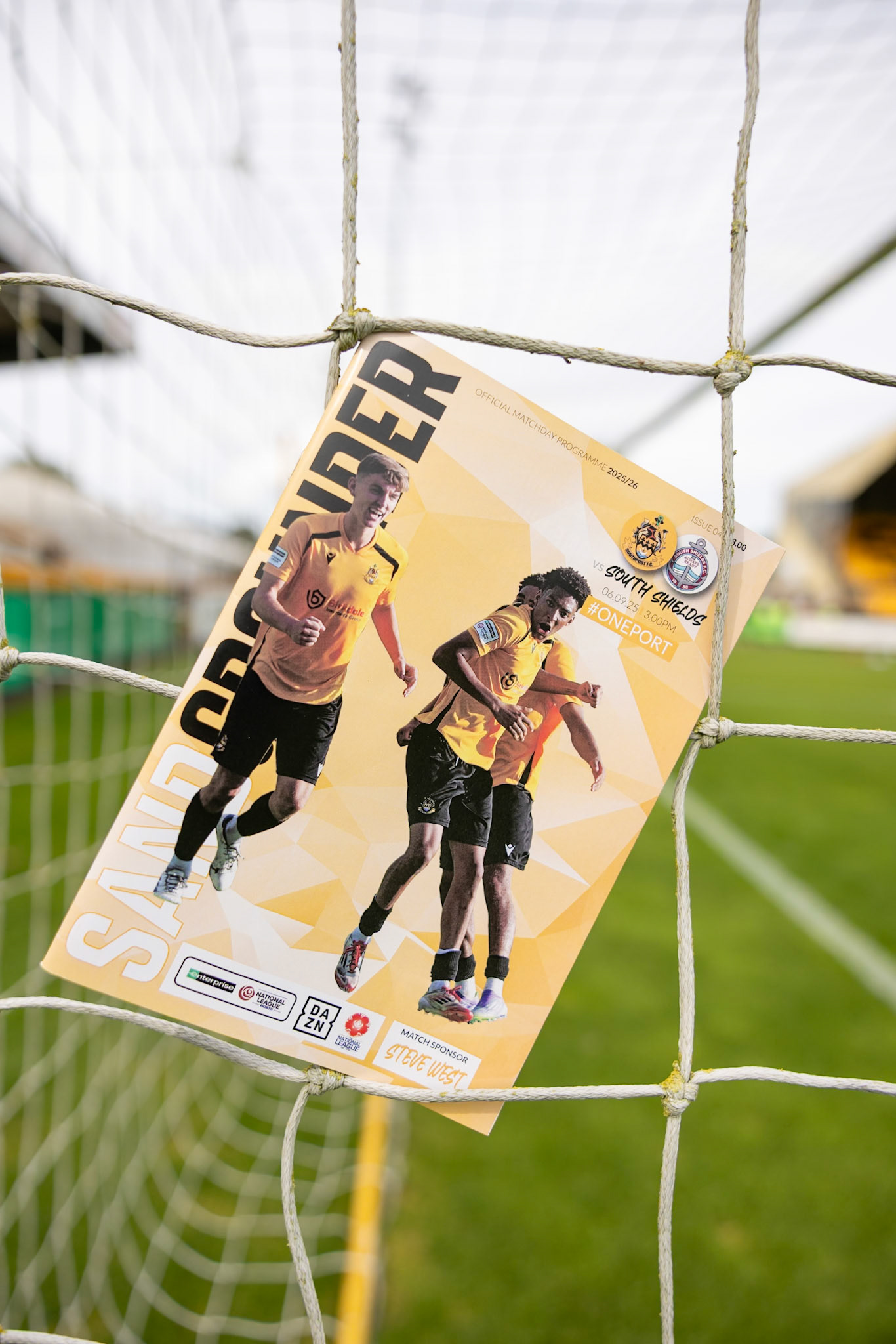 Southport, ENGLAND - during the Enterprise National League North match between Southport and South Shields at Southport.Canon Canon EOS R5 160 1/2000 2.8 (Pic by John Middleton)