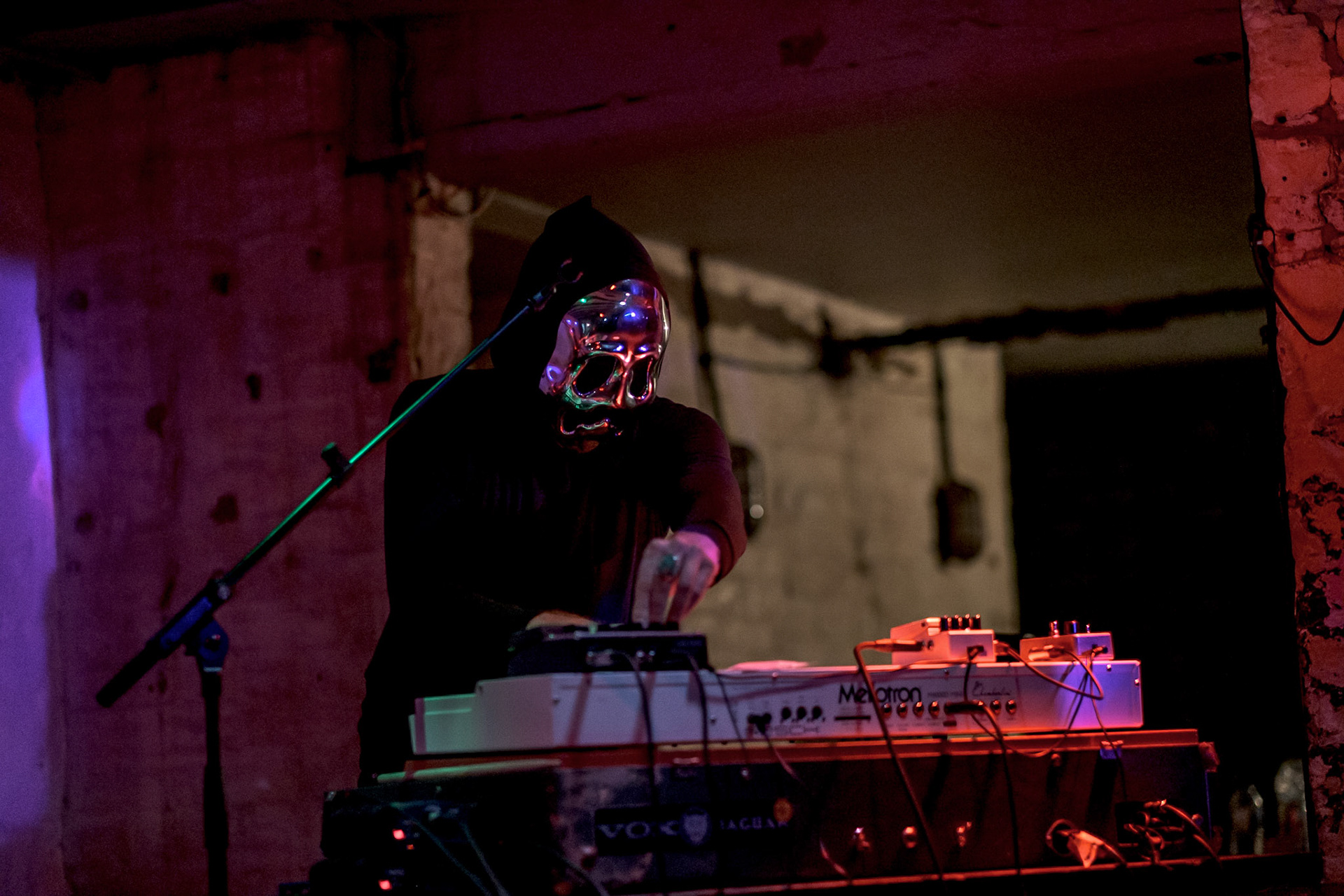 Juniore at The Shipping Forercast, Liverpool