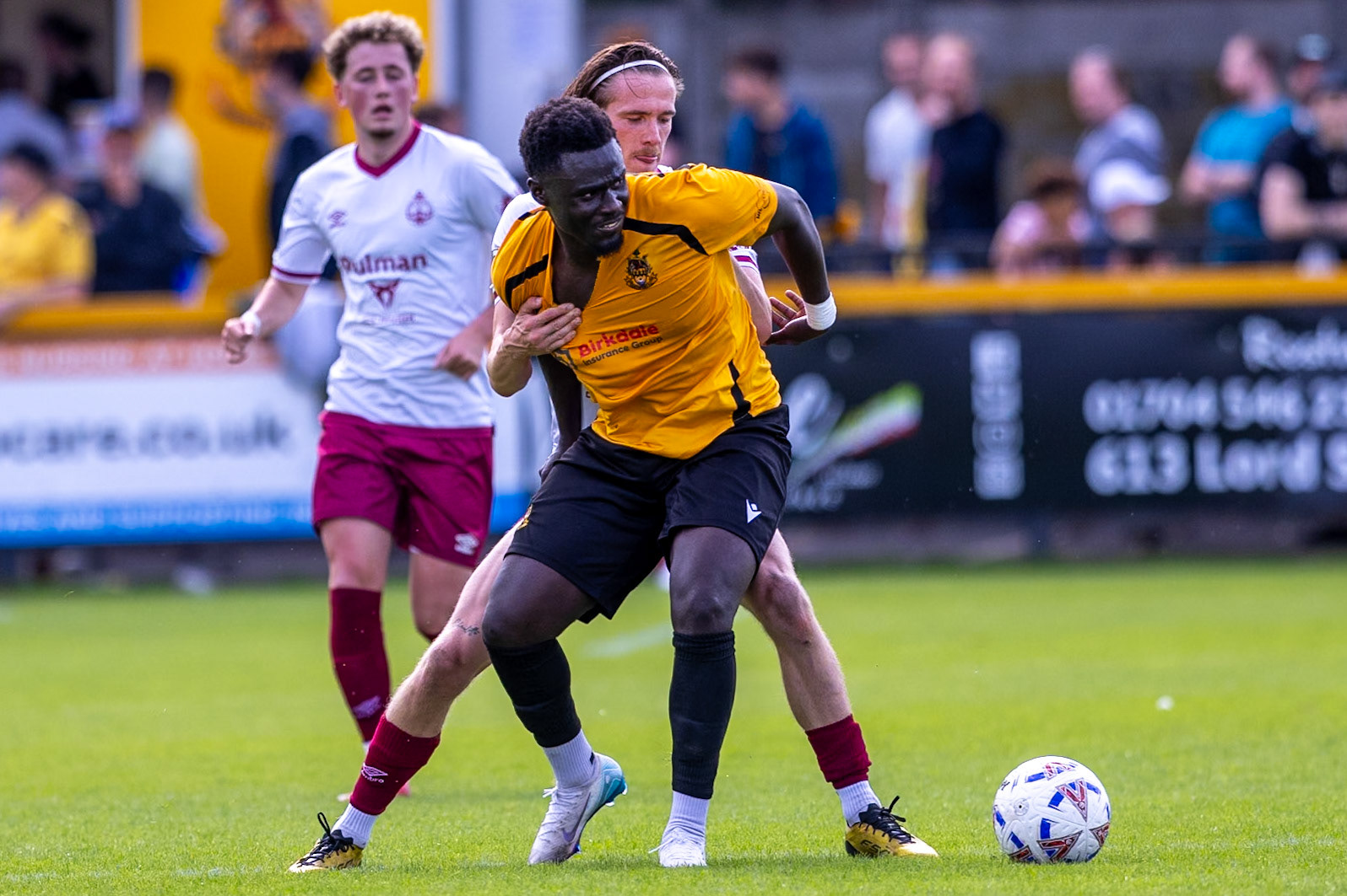 Southport, ENGLAND - during the Enterprise National League North match between Southport and South Shields at Southport.Canon Canon EOS R6m2 320 1/2500 2.8 (Pic by John Middleton)