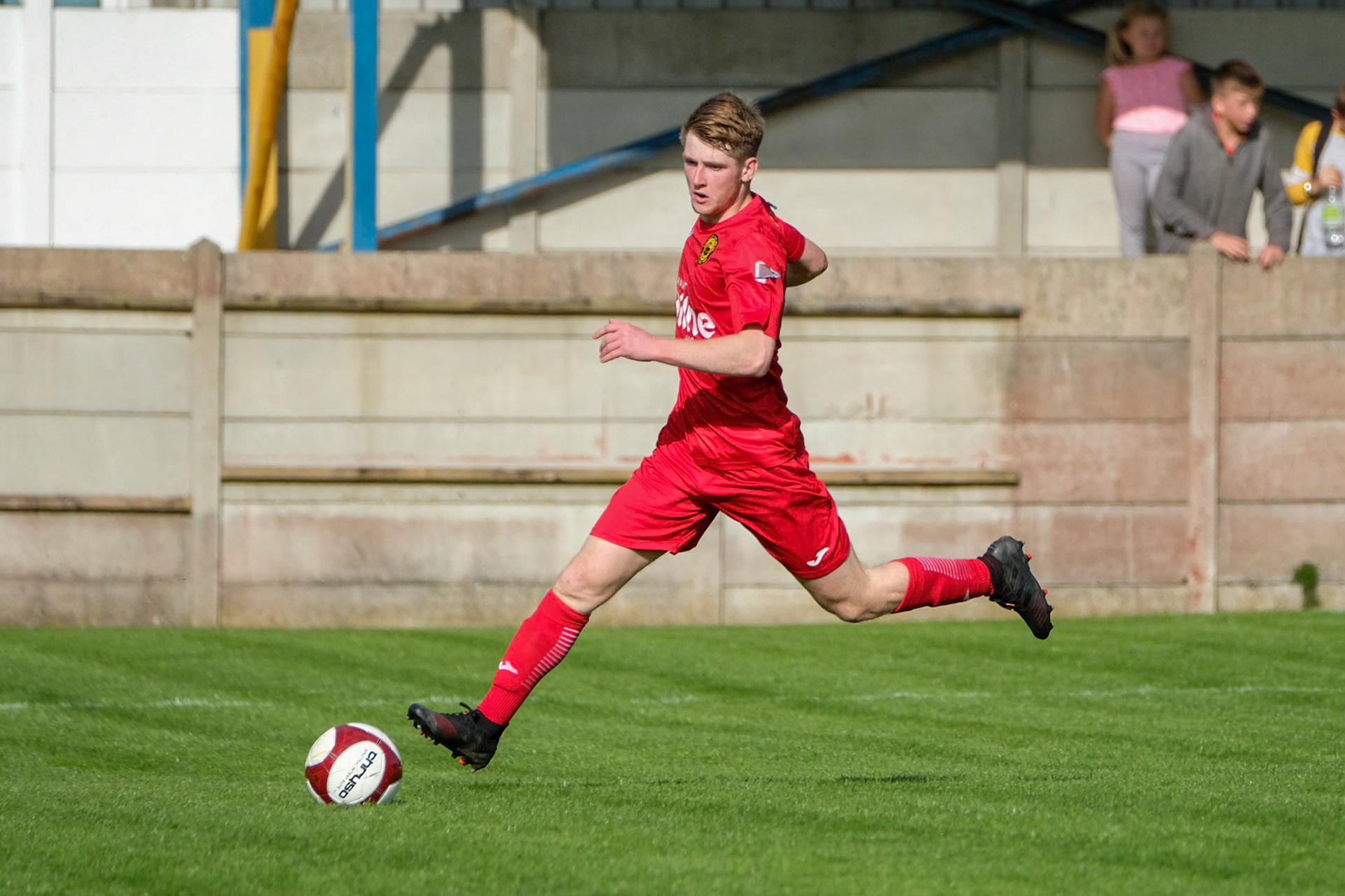 Clitheroe vs Prescot Cables 

Bet Victor League game match at Shawbridge during the 2019/20 season 07/09/2019.

Photograph by John Middleton