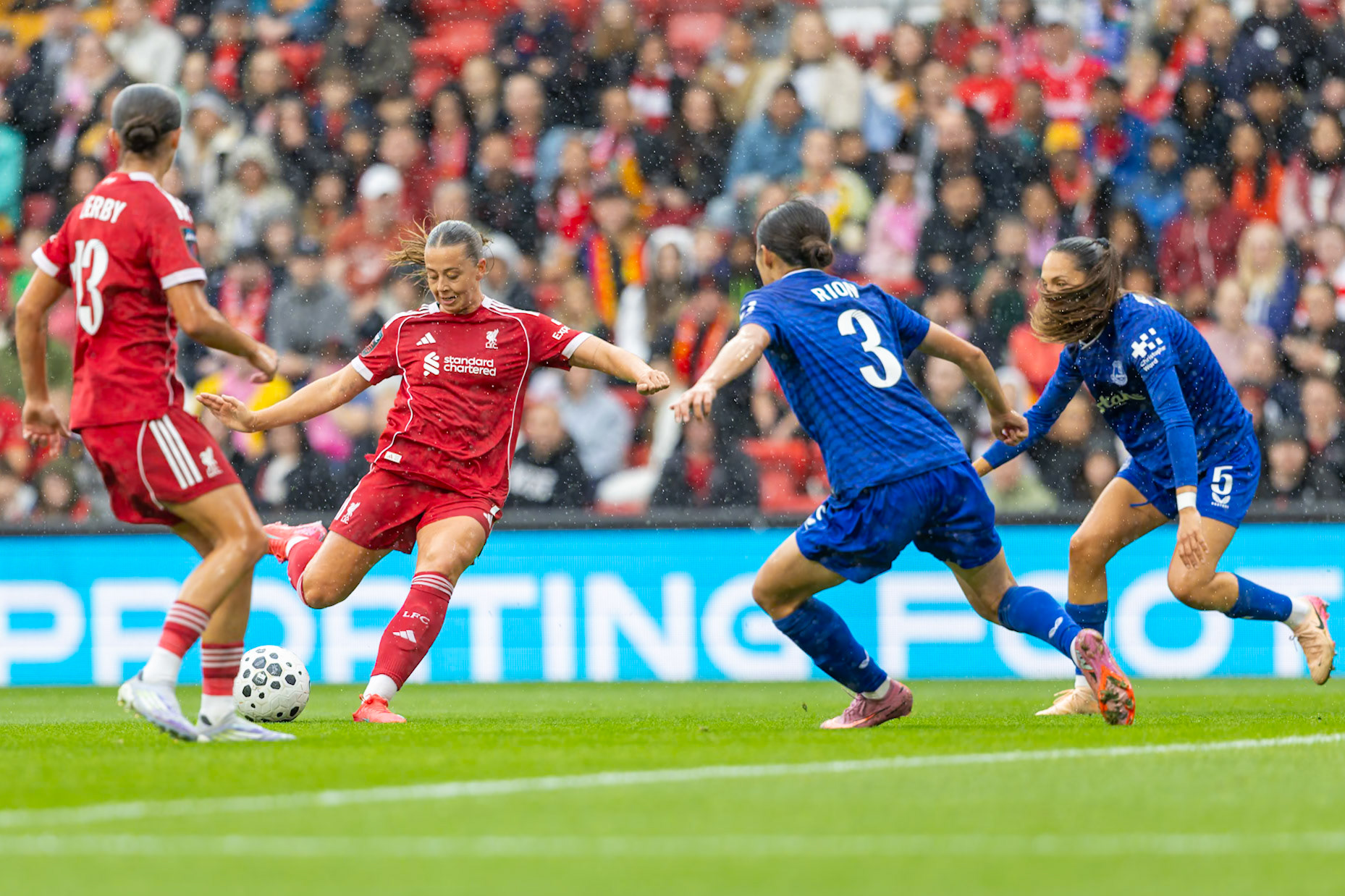 Liverpool Women vs Everton Women07/09/2025Canon Canon EOS R6m2 3001/2000 2.8 1000