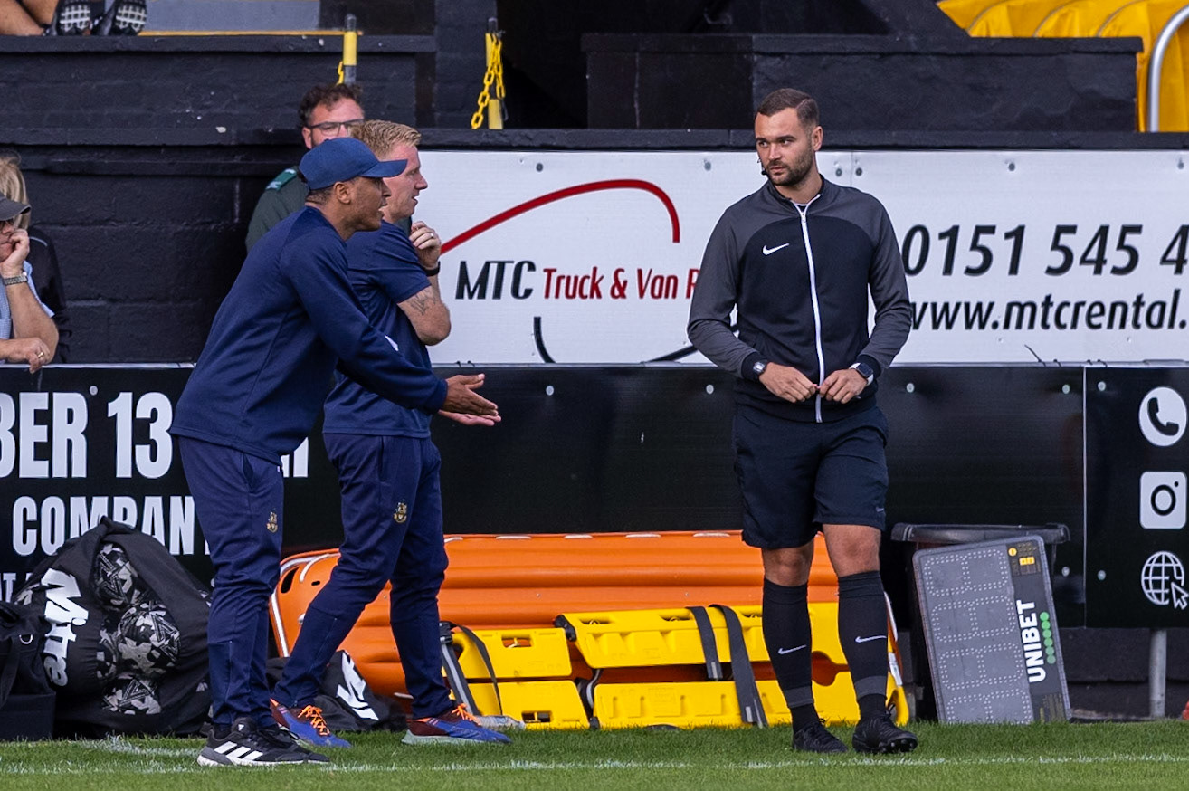 Southport, ENGLAND - during the Enterprise National League North match between Southport and South Shields at Southport.Canon Canon EOS R6m2 1000 1/4000 2.8 (Pic by John Middleton)